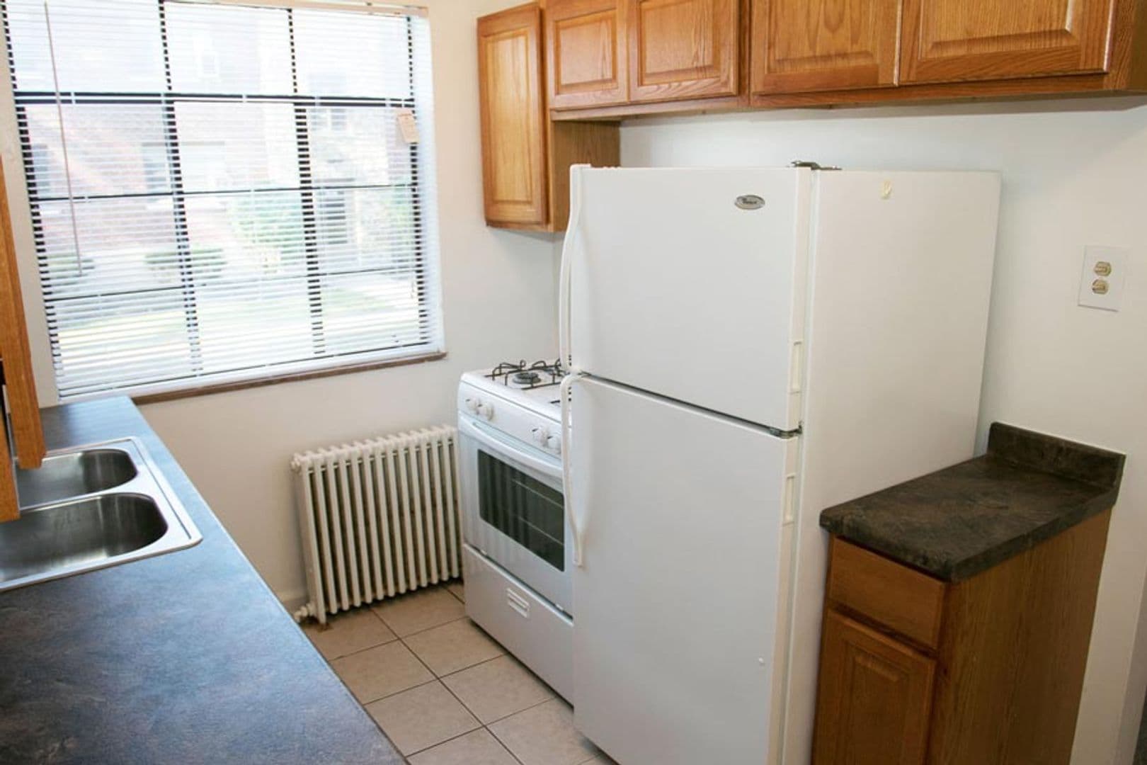 Cincinnati Apartment: 4211 Allendorf Drive