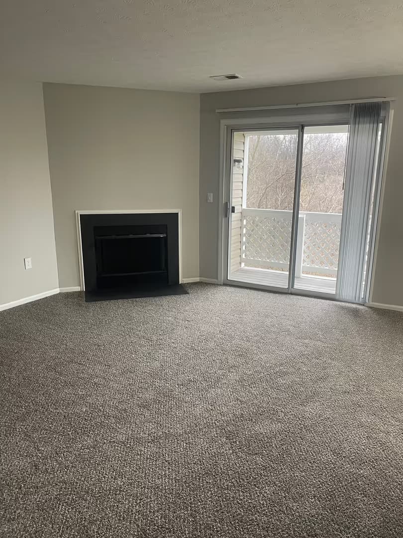 Highland Heights Apartment: 1400 Highland Ridge Blvd.