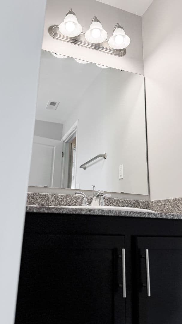 Elsmere Apartment: 3000 Stoneybrook Lane