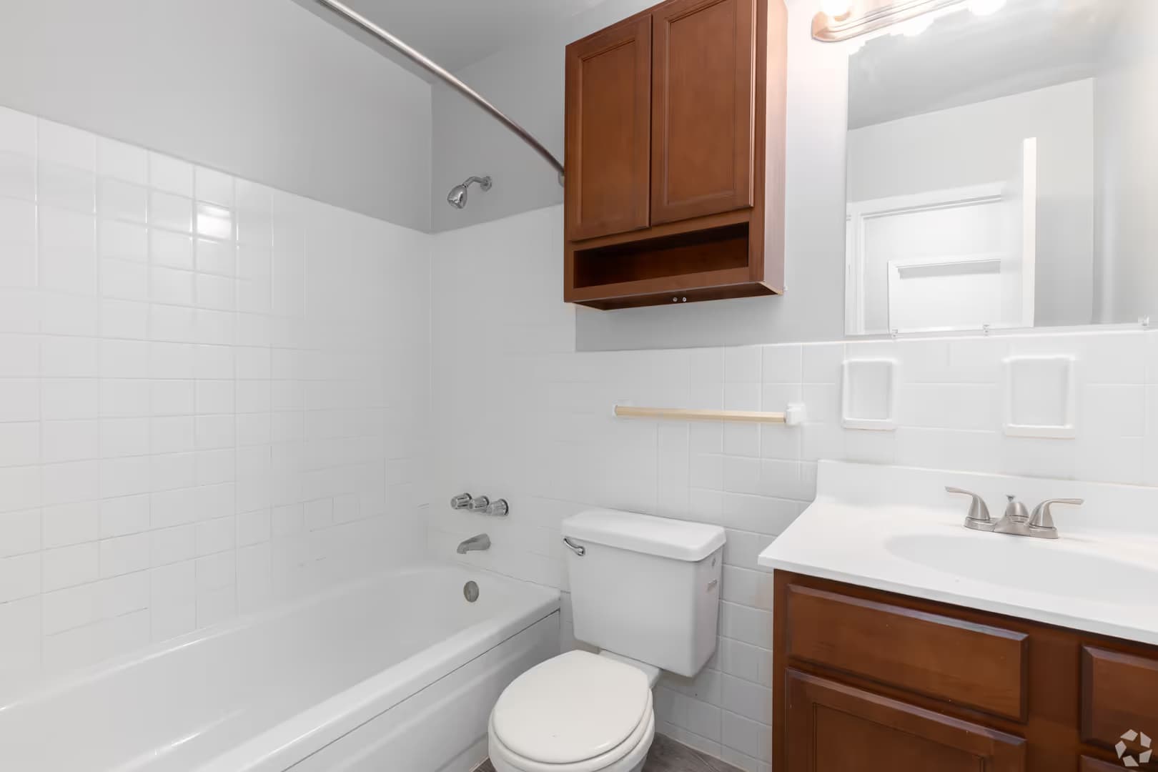 Cincinnati Apartment: 4211 Allendorf Drive