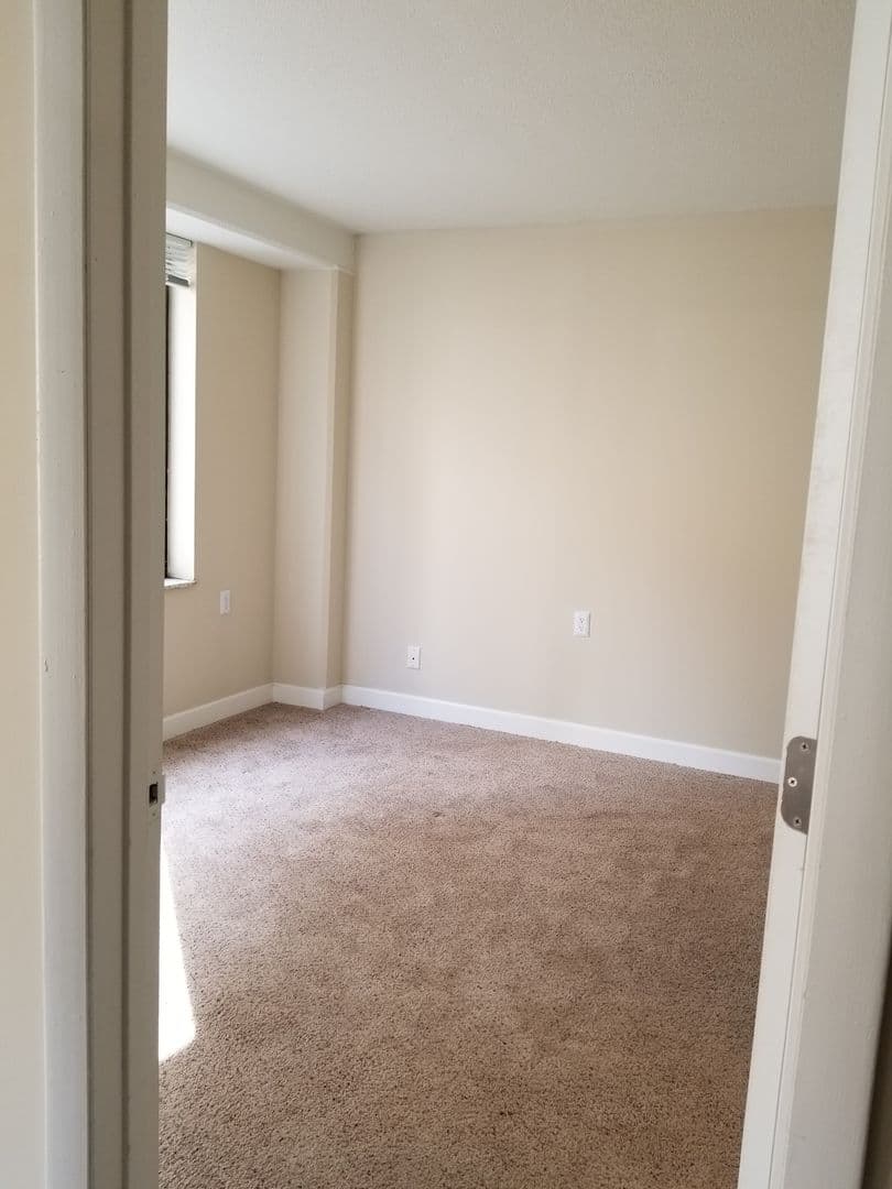 Cincinnati Apartment: 111 Garfield Place