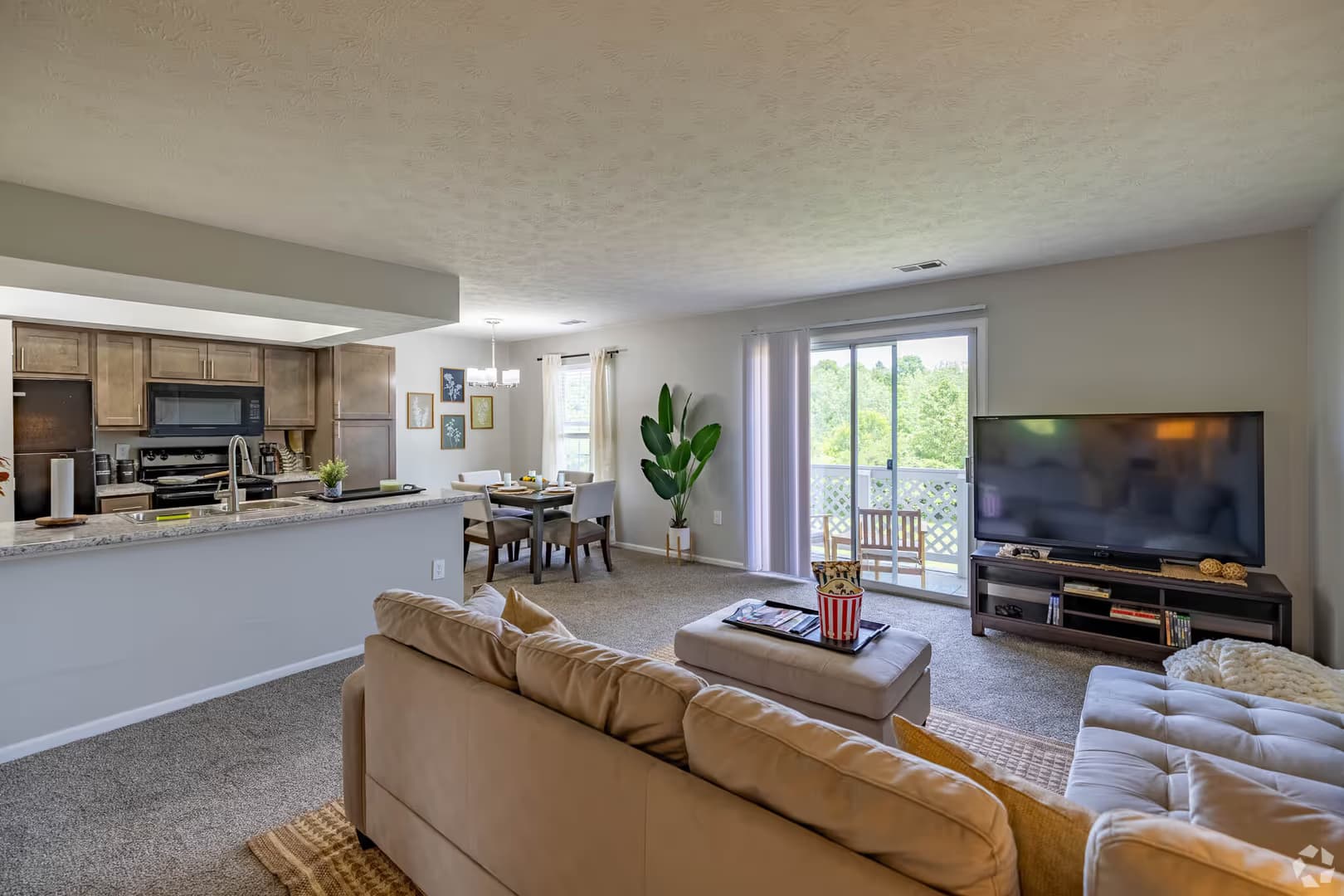 Highland Heights Apartment: 1400 Highland Ridge Blvd.