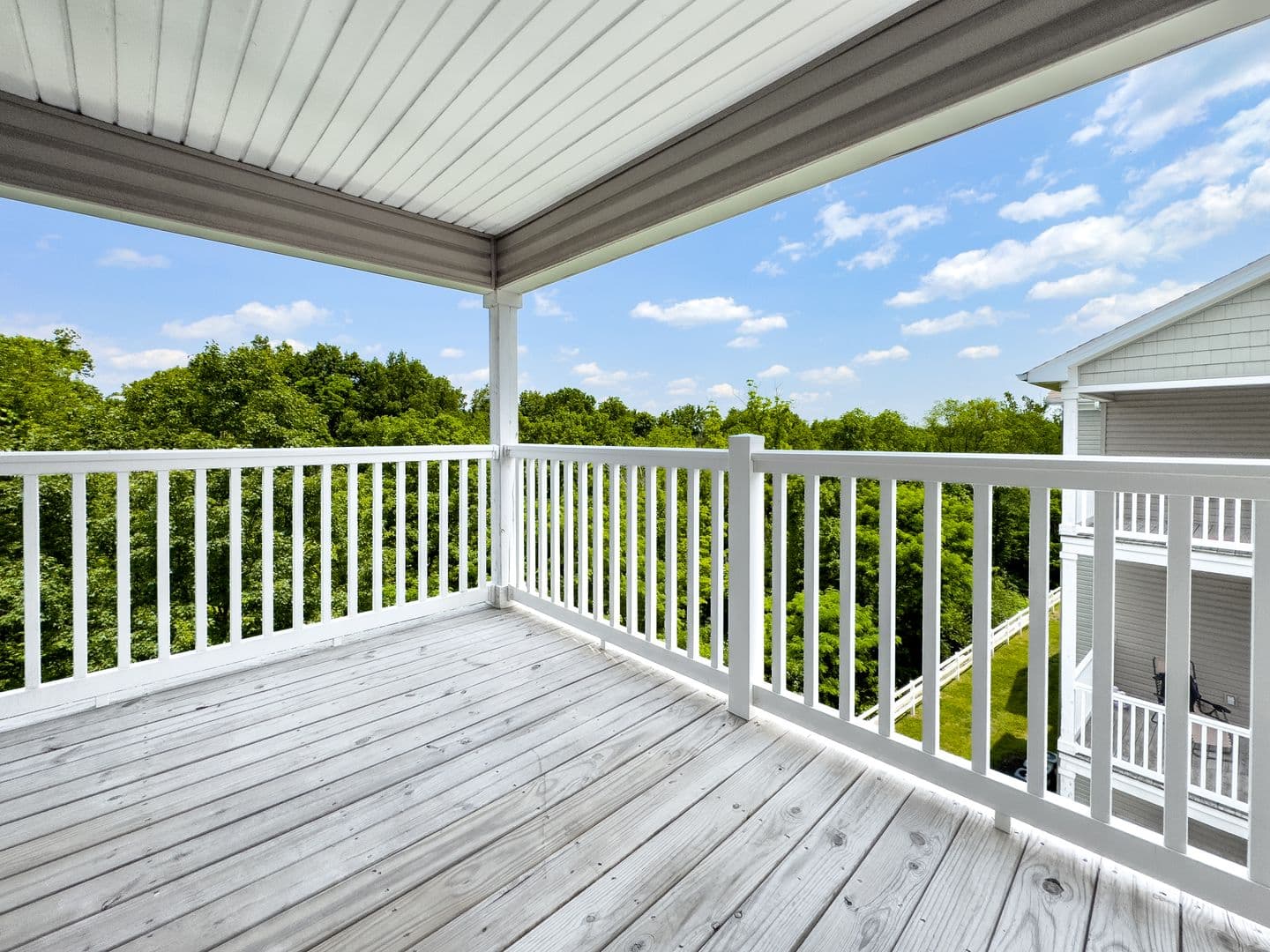 Elsmere Apartment: 3000 Stoneybrook Lane