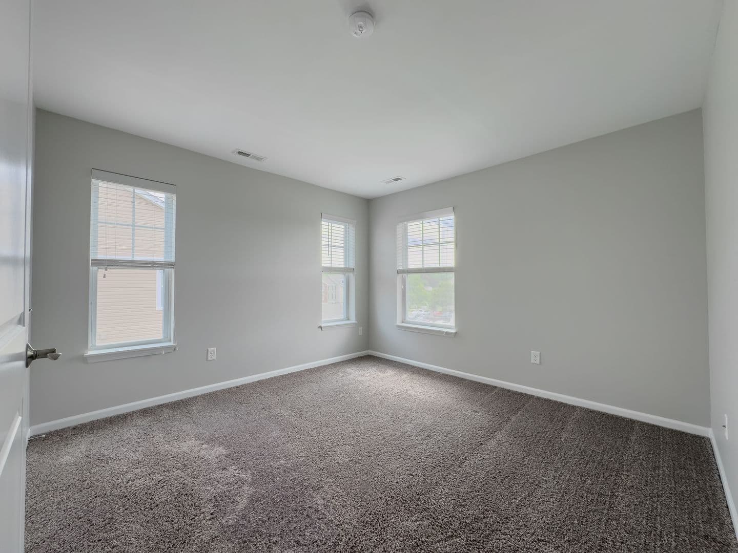 Elsmere Apartment: 3000 Stoneybrook Lane