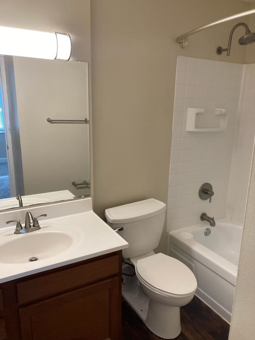 Cincinnati Apartment: 111 Garfield Place
