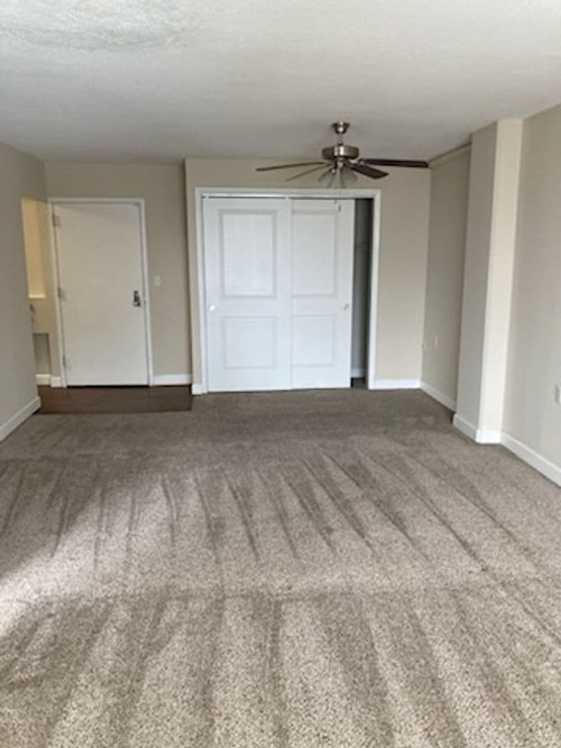 Cincinnati Apartment: 111 Garfield Place