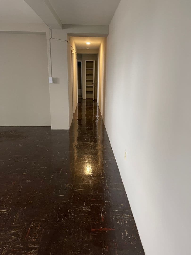 Columbia Apartment: 1230 Pendleton Street