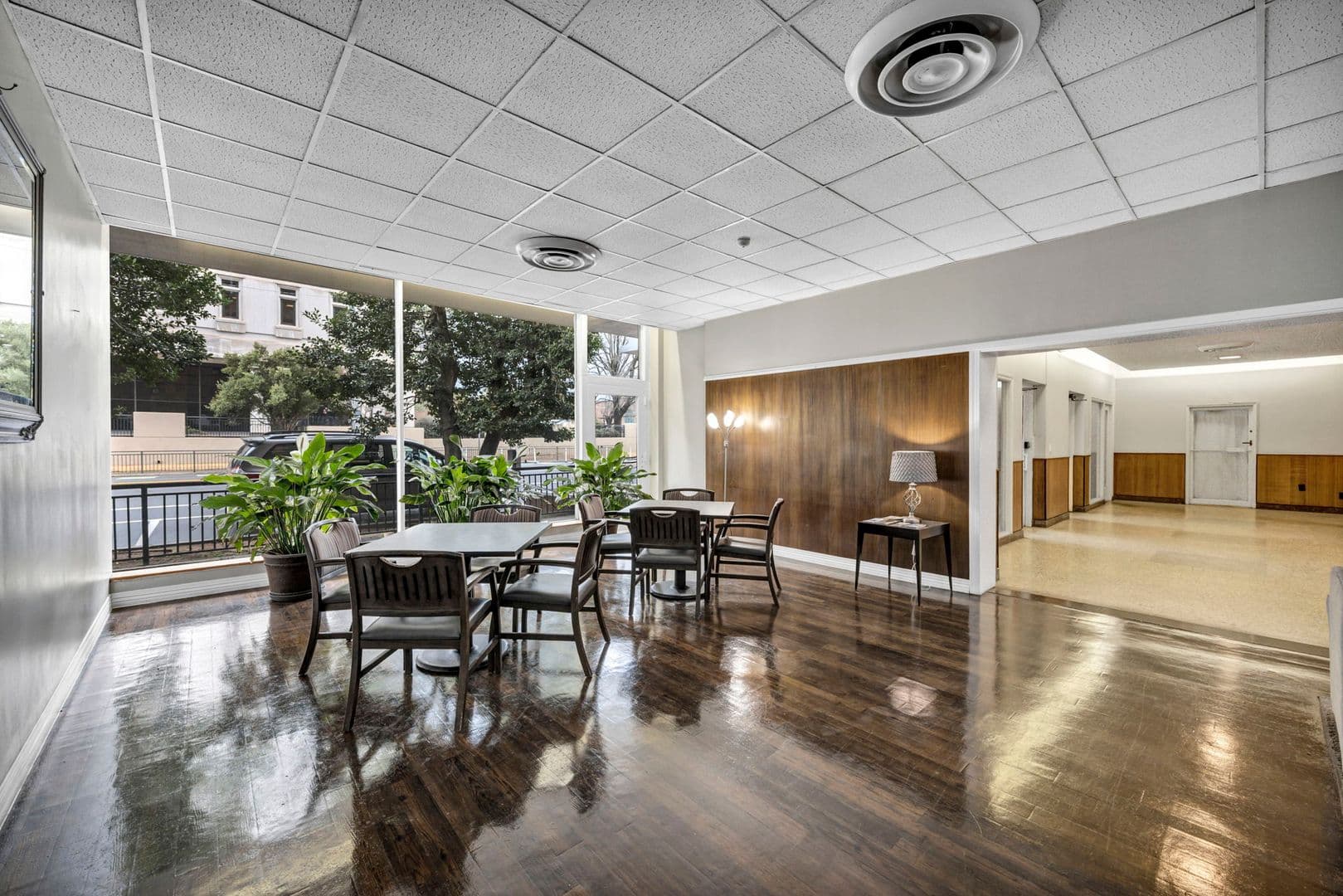 Columbia Apartment: 1230 Pendleton Street