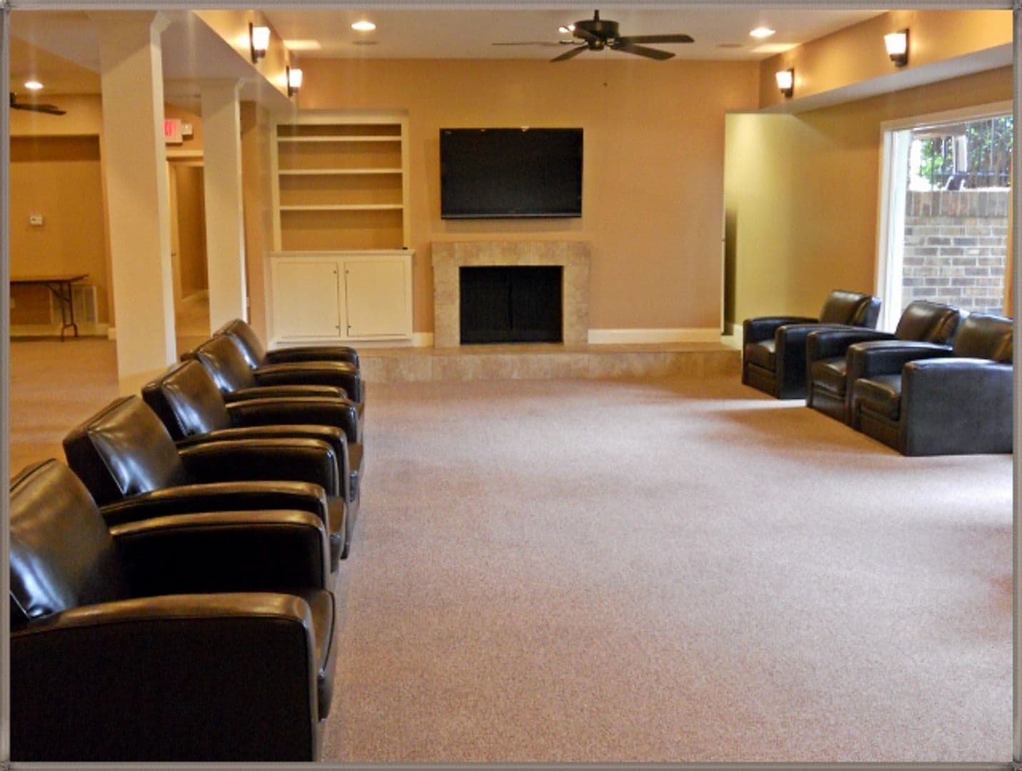 Columbia Apartment: 404 Old Manor Road