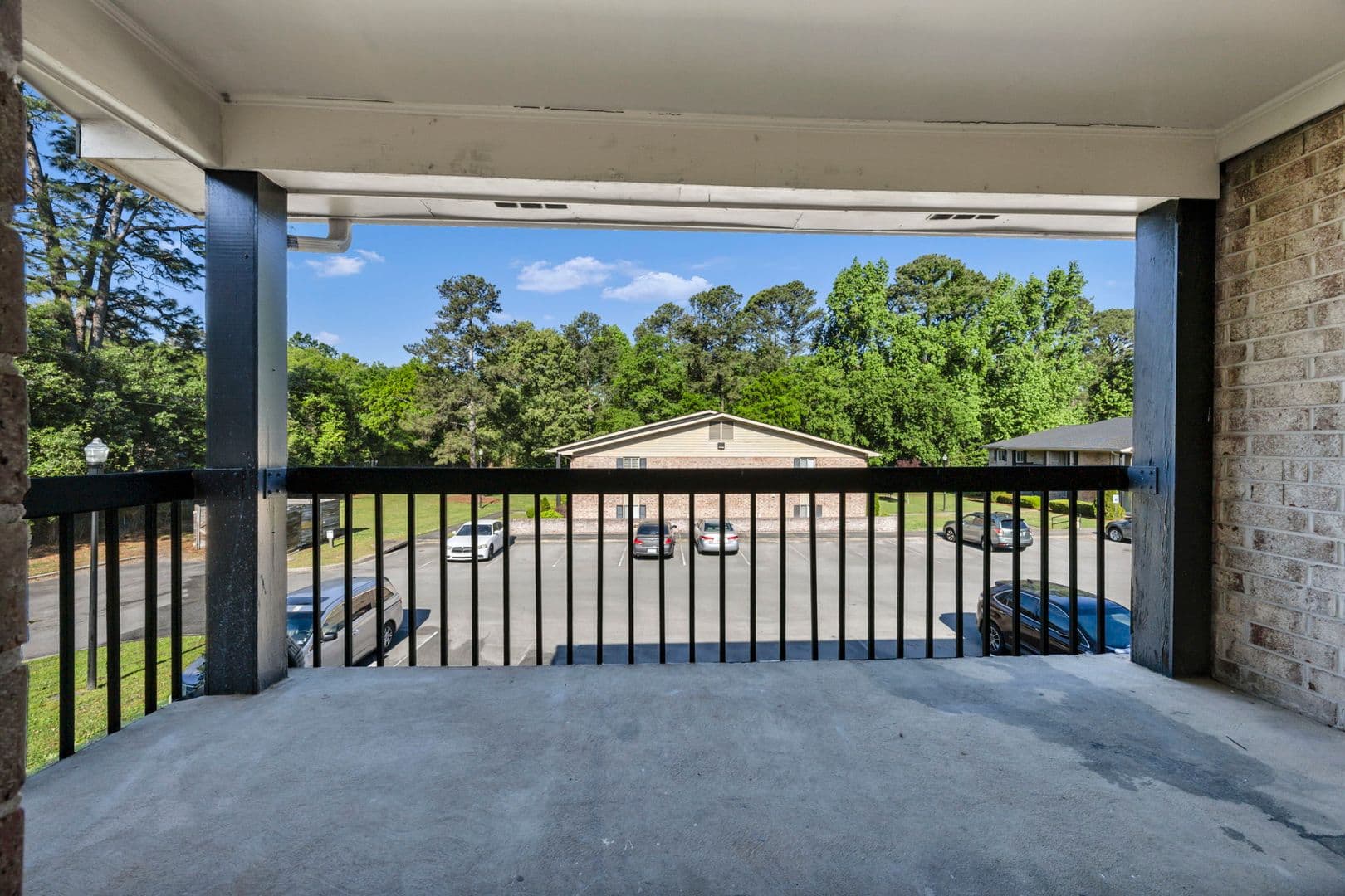 Columbia Apartment: 6530 Davidson Road C8