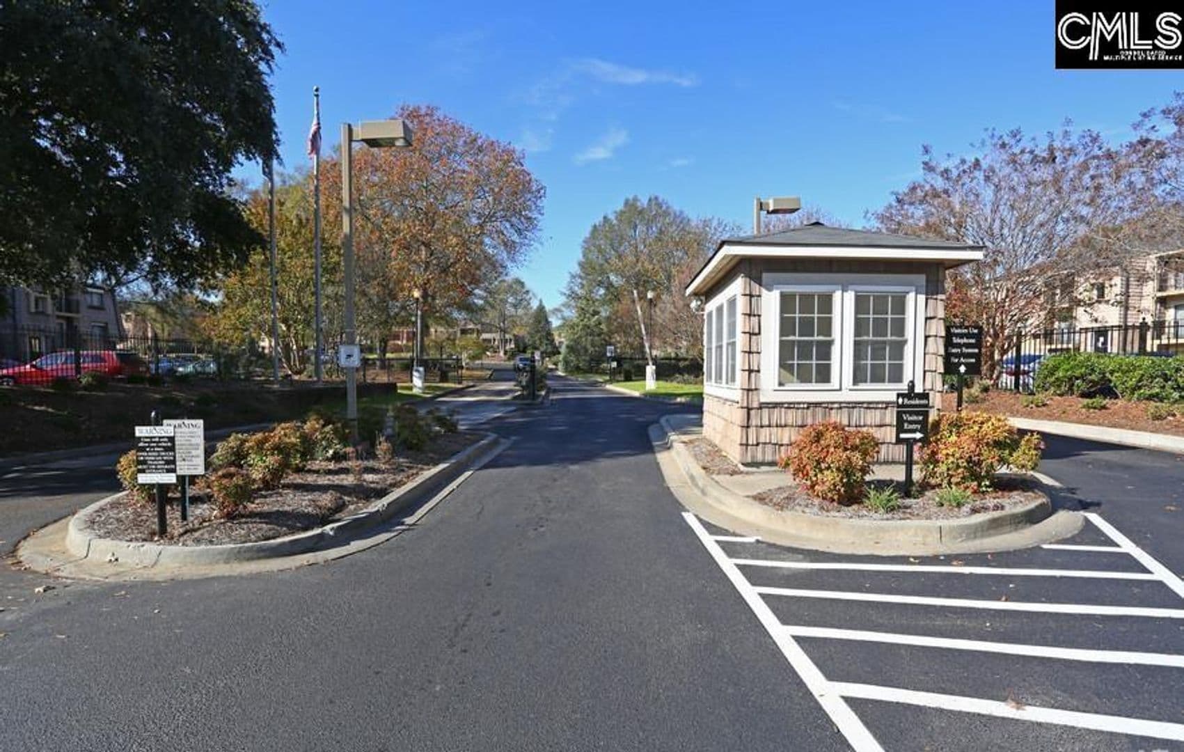 Columbia Apartment: 507 Menlo Drive