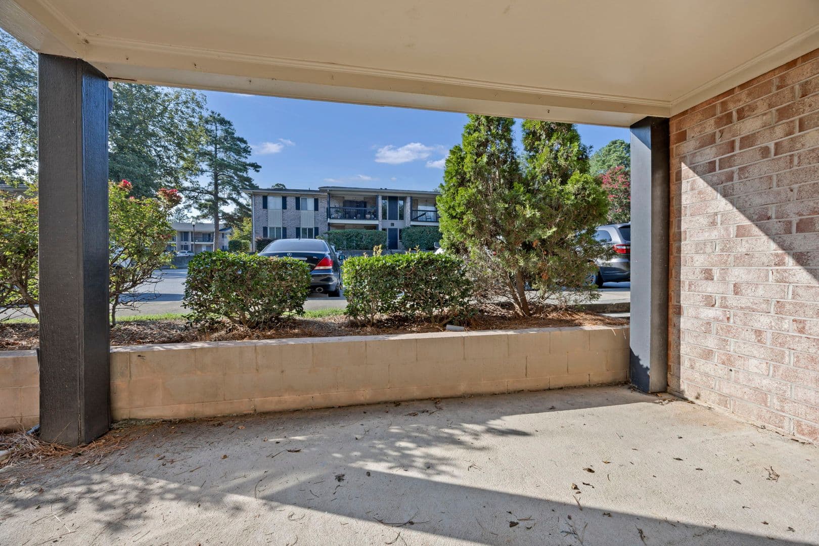Columbia Apartment: 6530 Davidson Road N1