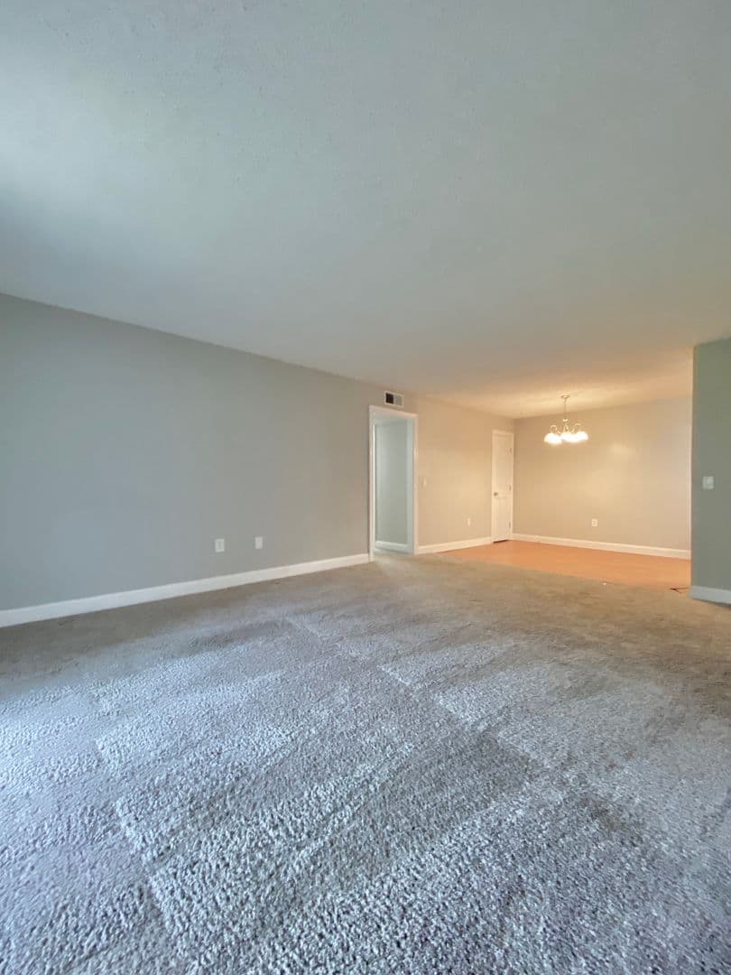 Columbia Apartment: 6530 Davidson Road A3