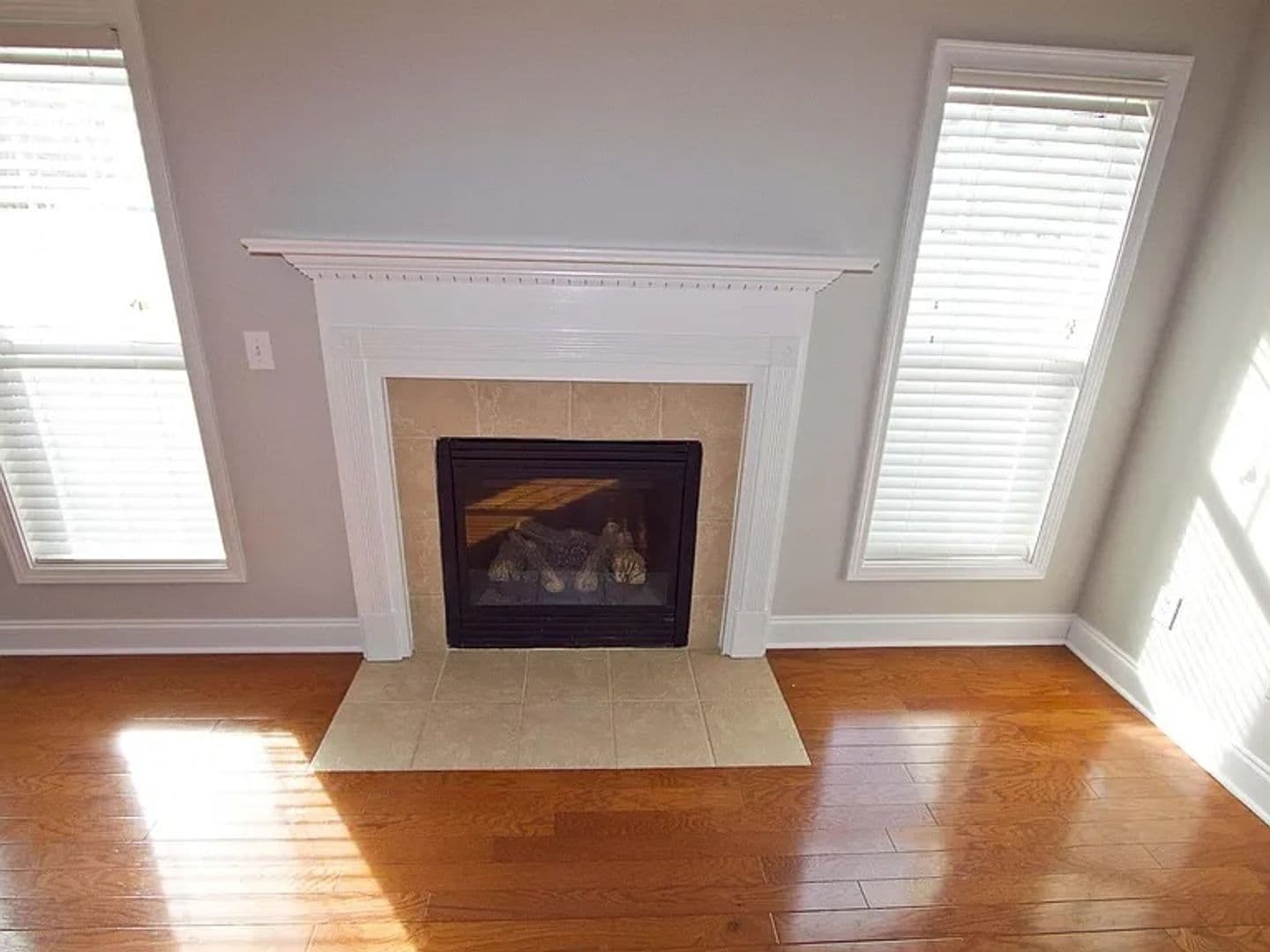 Columbia House: 811 Forest Park Road