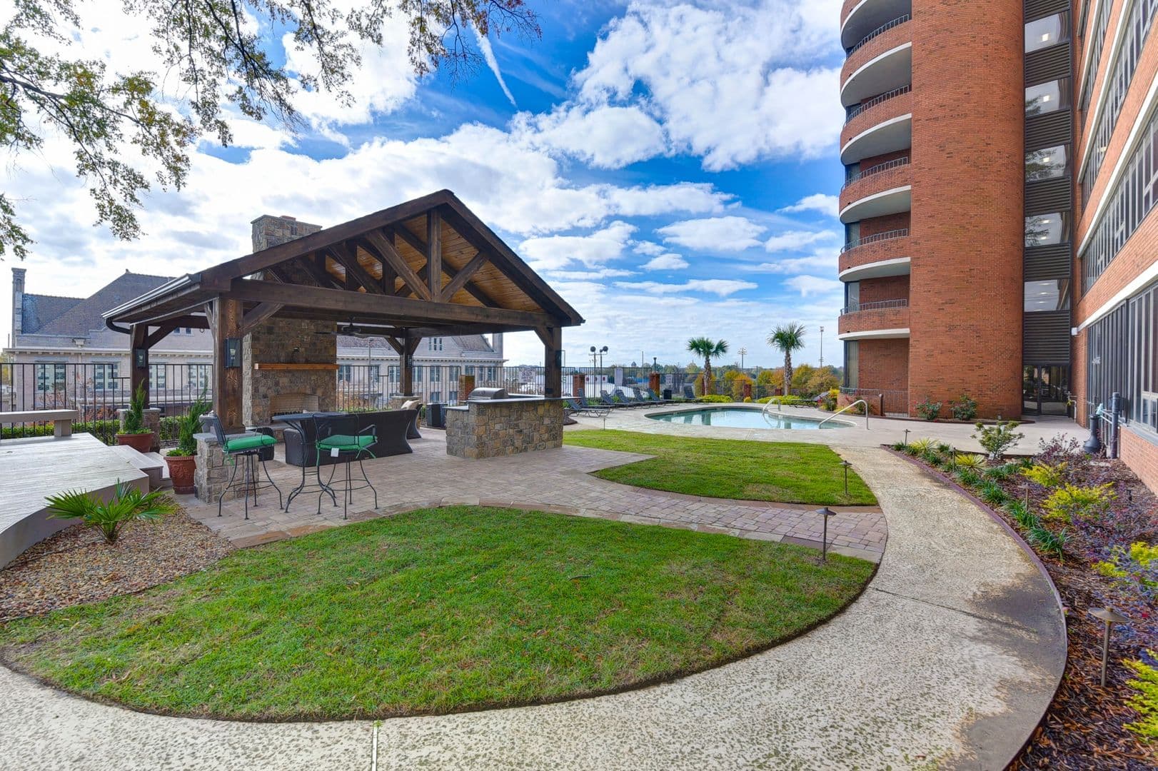 Columbia Apartment: 1100 Wheat Street 410