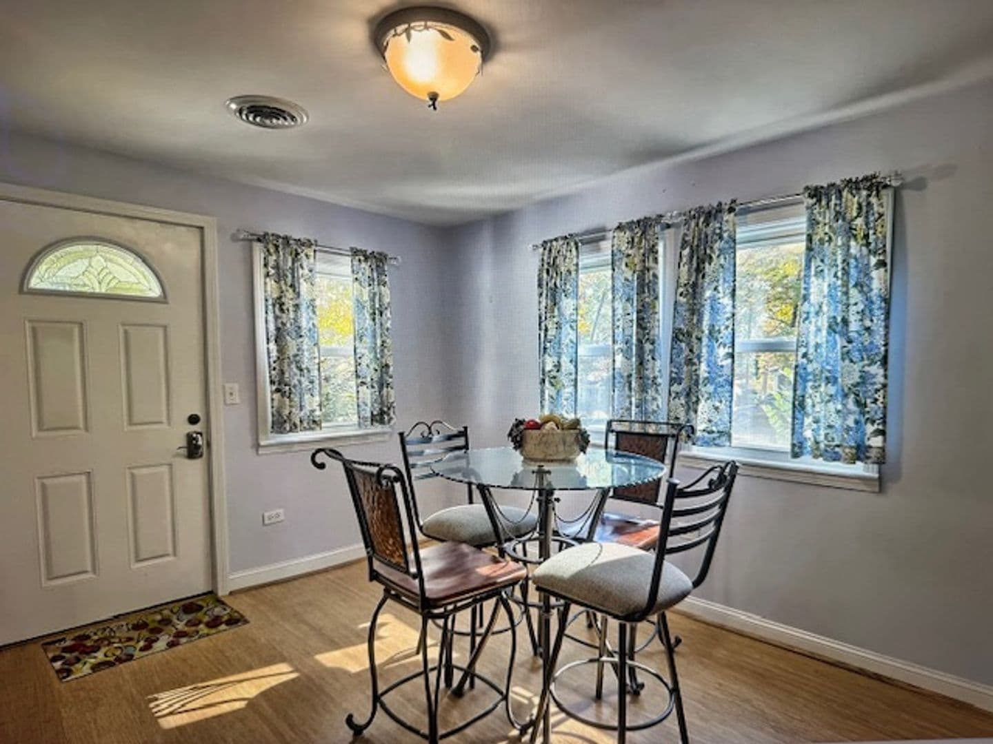 Columbia House: 3023 Manchester Road