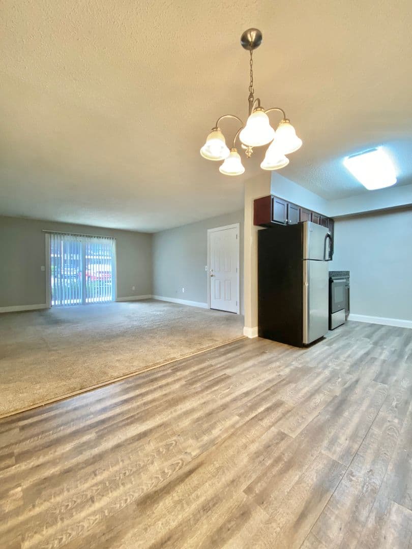 Columbia Apartment: 6530 Davidson Road D1