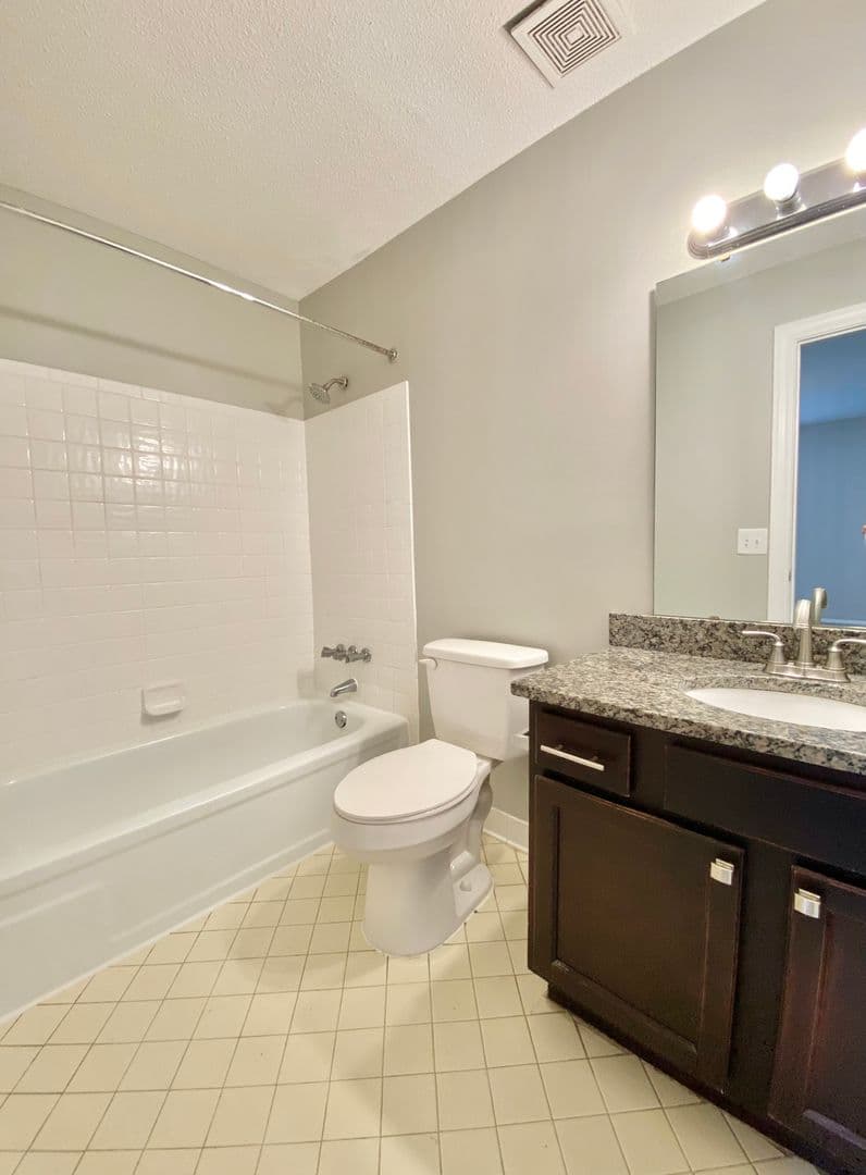 Columbia Apartment: 6530 Davidson Road D1