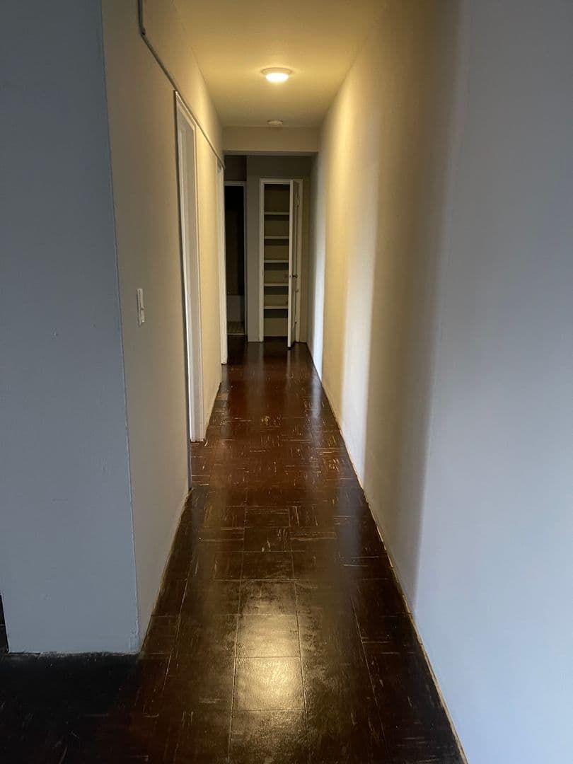Columbia Apartment: 1230 Pendleton Street