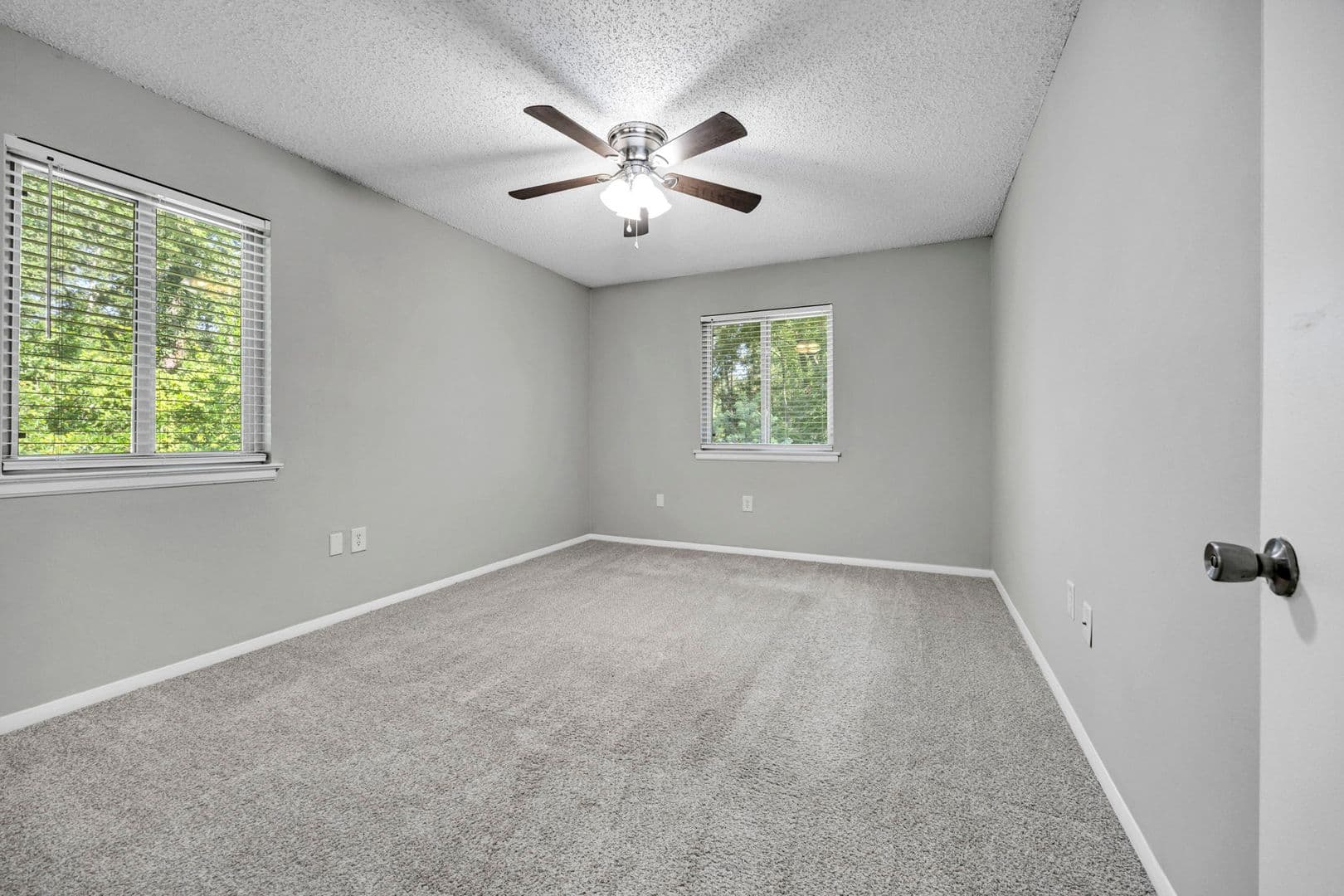 Columbia Apartment: 6530 Davidson Road B8