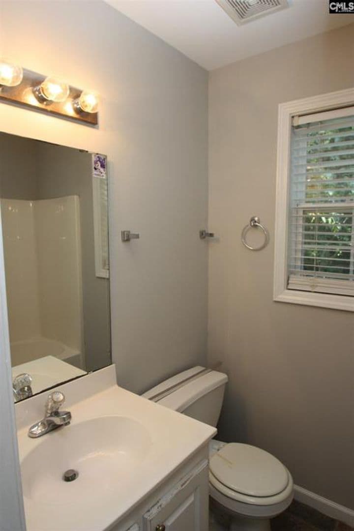 Columbia Apartment: 3845 Overbrook Drive
