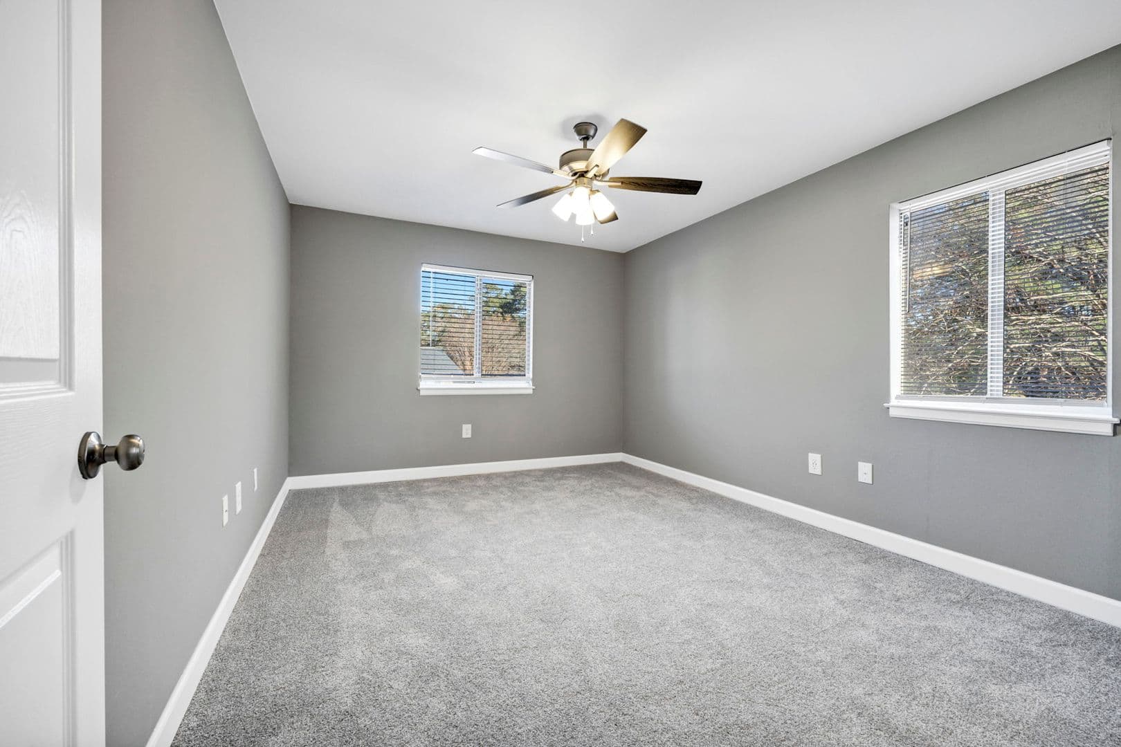 Columbia Apartment: 6530 Davidson Road I7