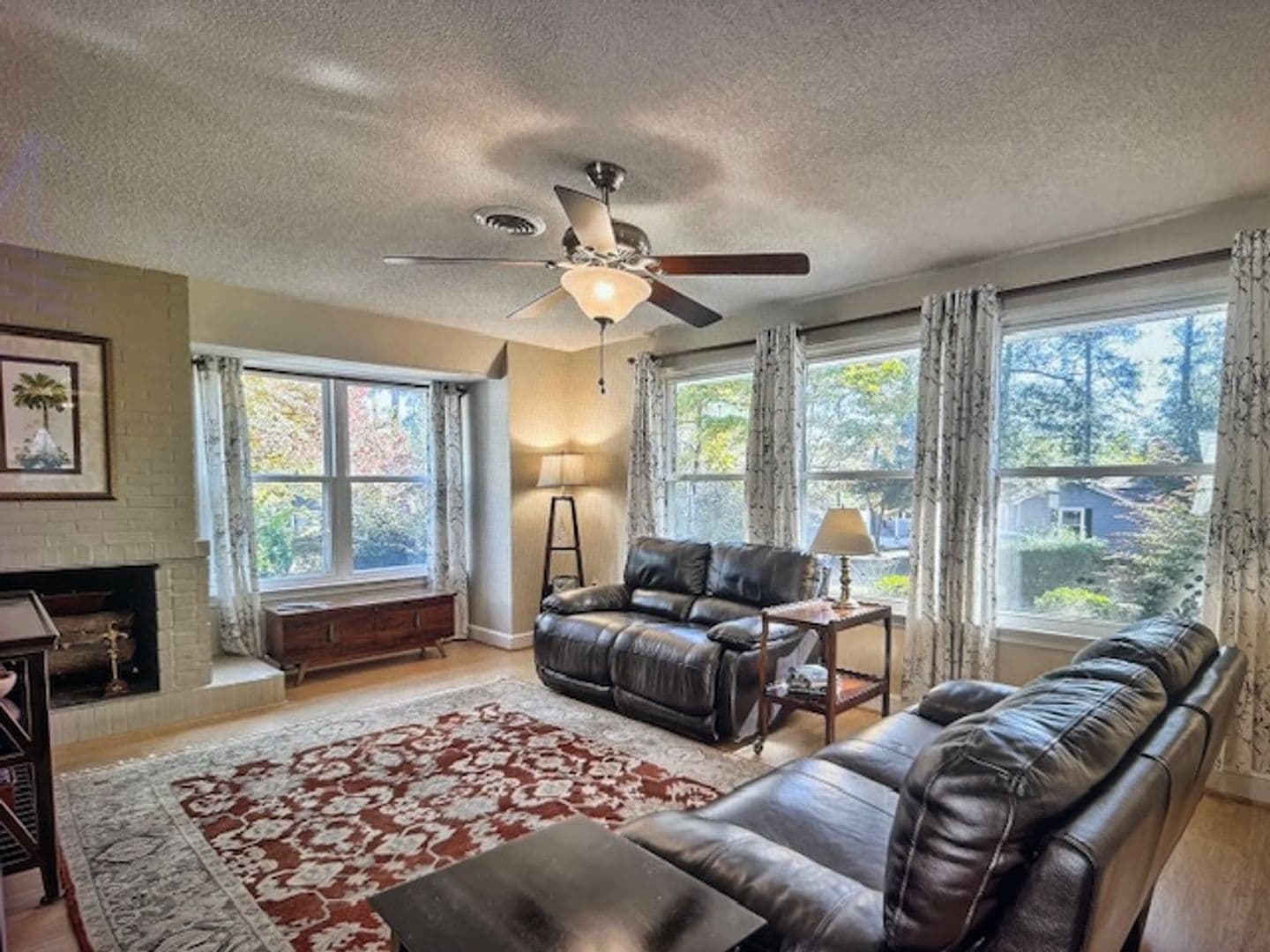 Columbia House: 3023 Manchester Road