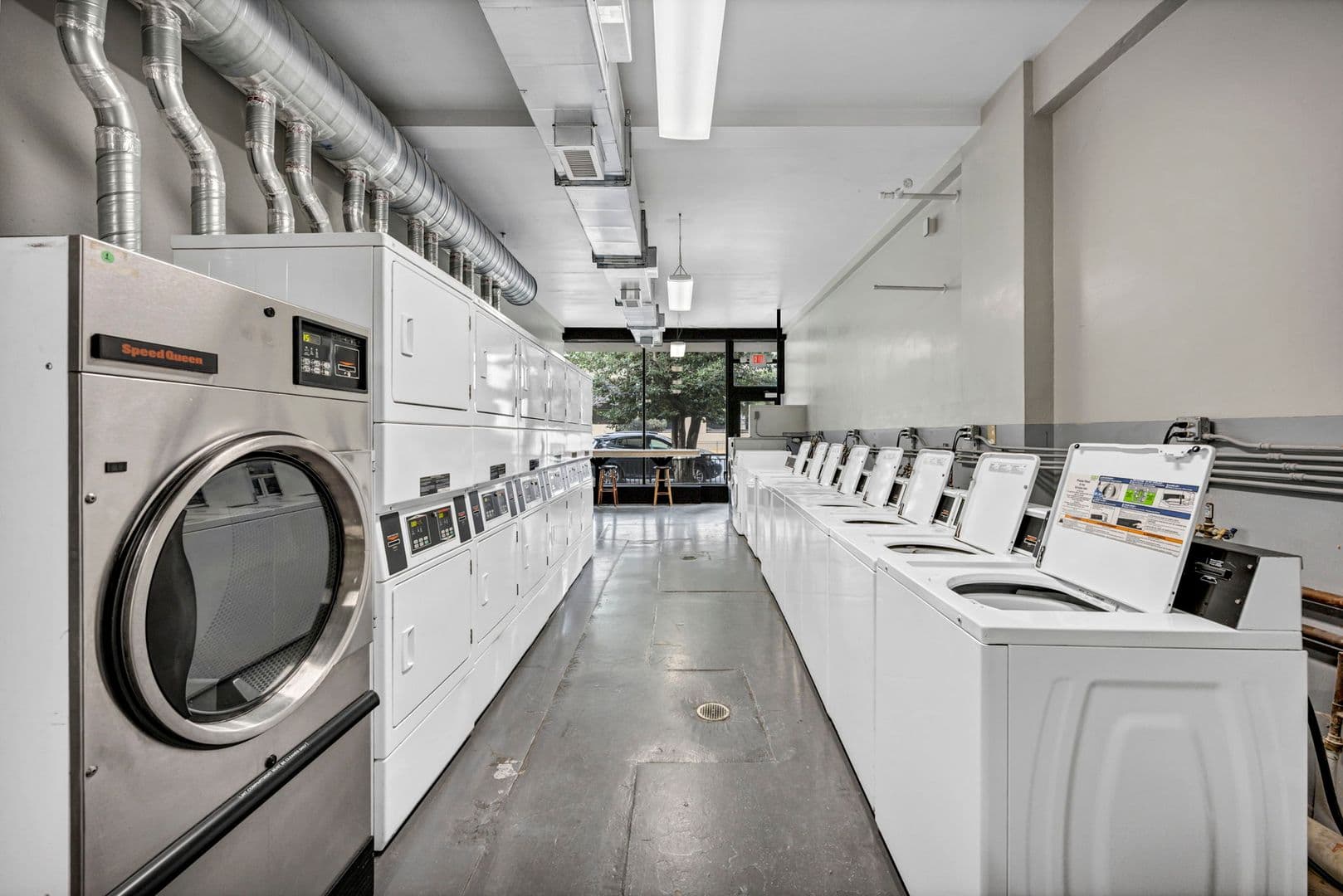 Columbia Apartment: 1230 Pendleton Street