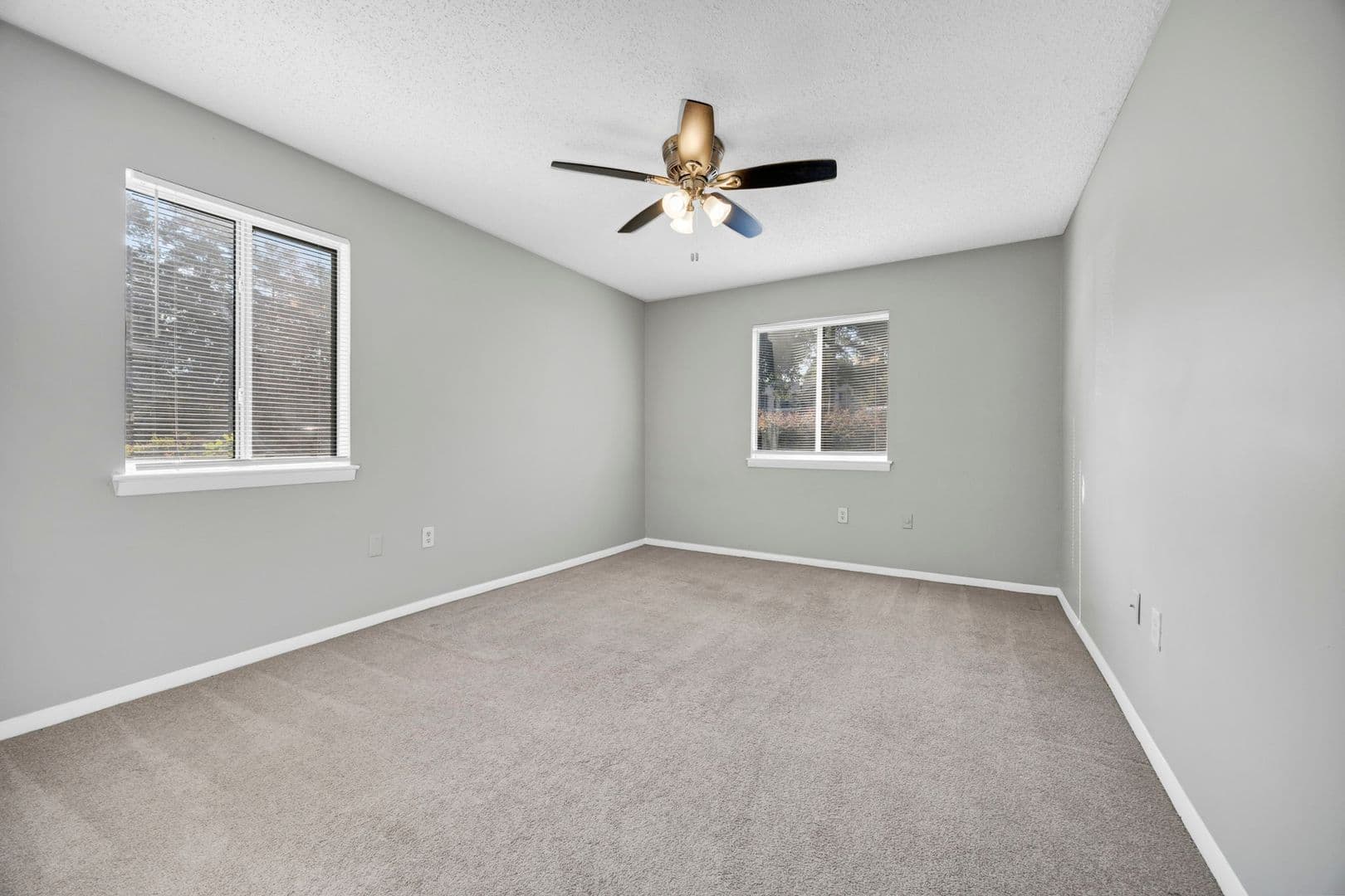 Columbia Apartment: 6530 Davidson Road N1