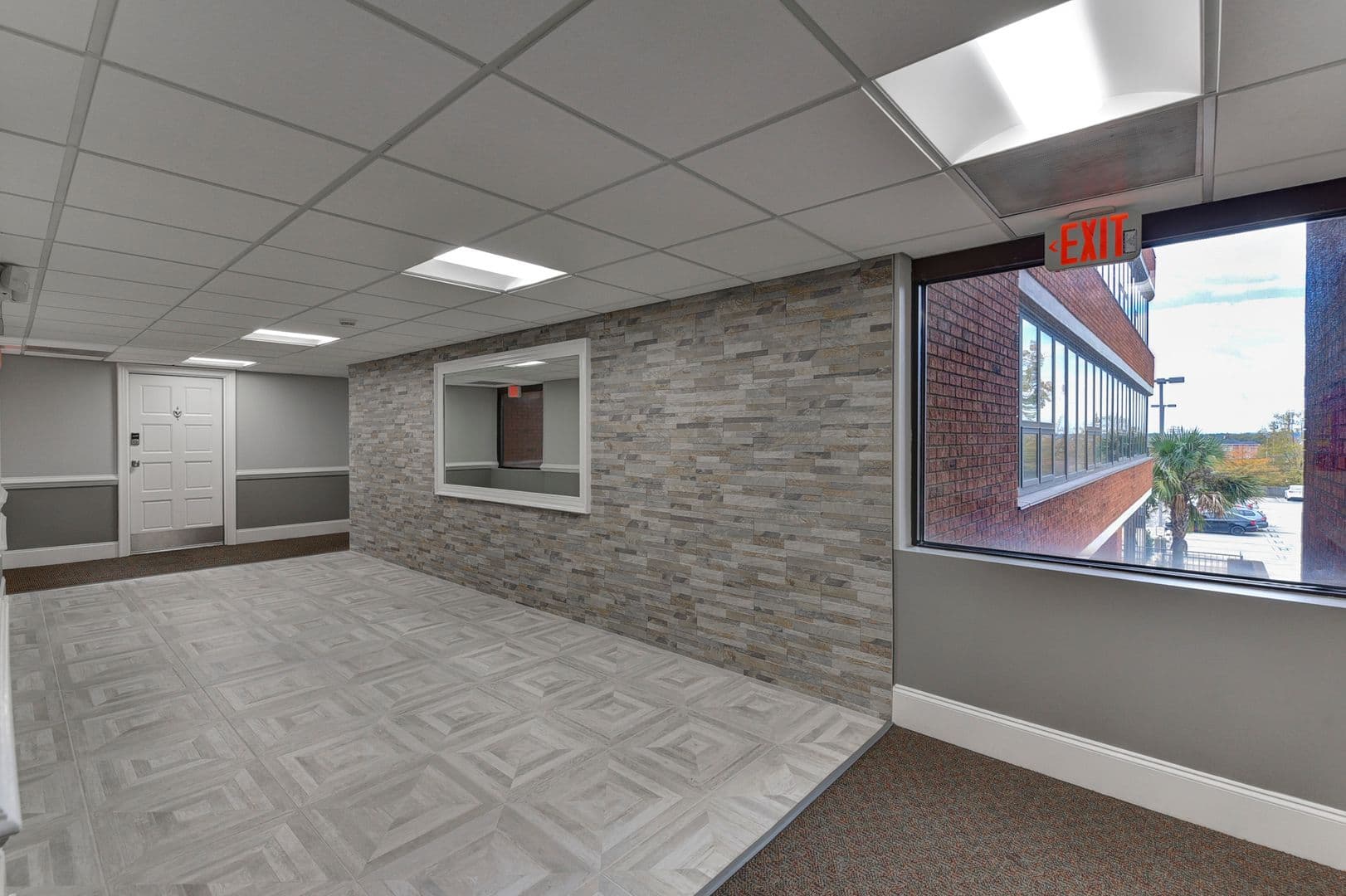 Columbia Apartment: 1100 Wheat Street 503