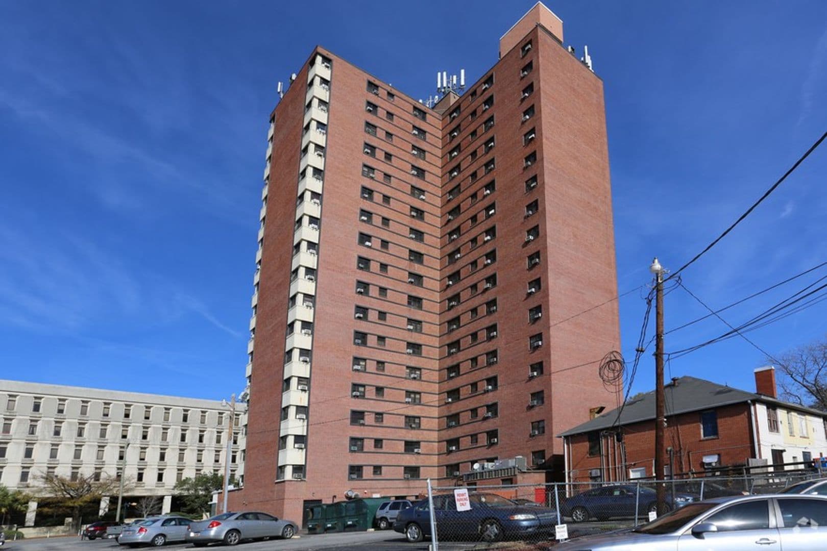 Columbia Apartment: 1230 Pendleton Street