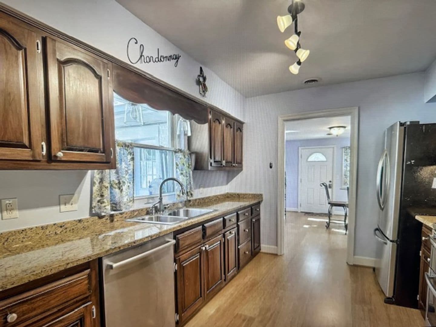 Columbia House: 3023 Manchester Road