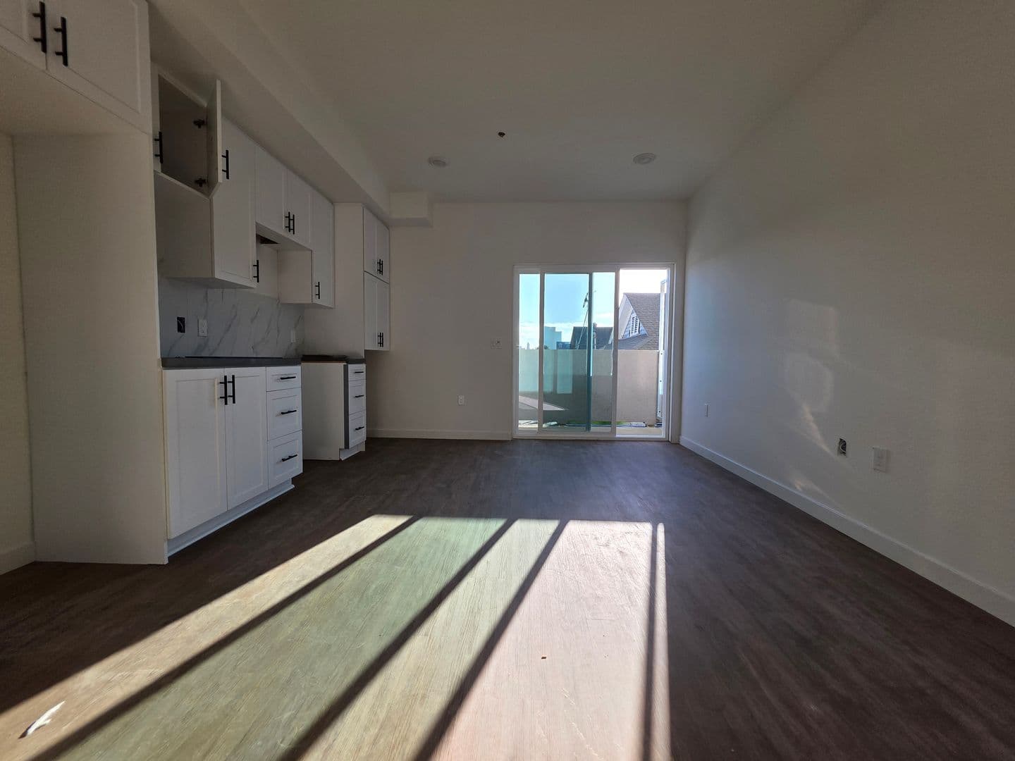 San Diego Apartment: 2435 Imperial Ave