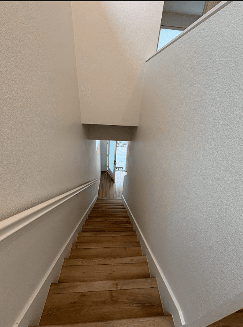 San Diego Apartment: 2040 N Highland Ave