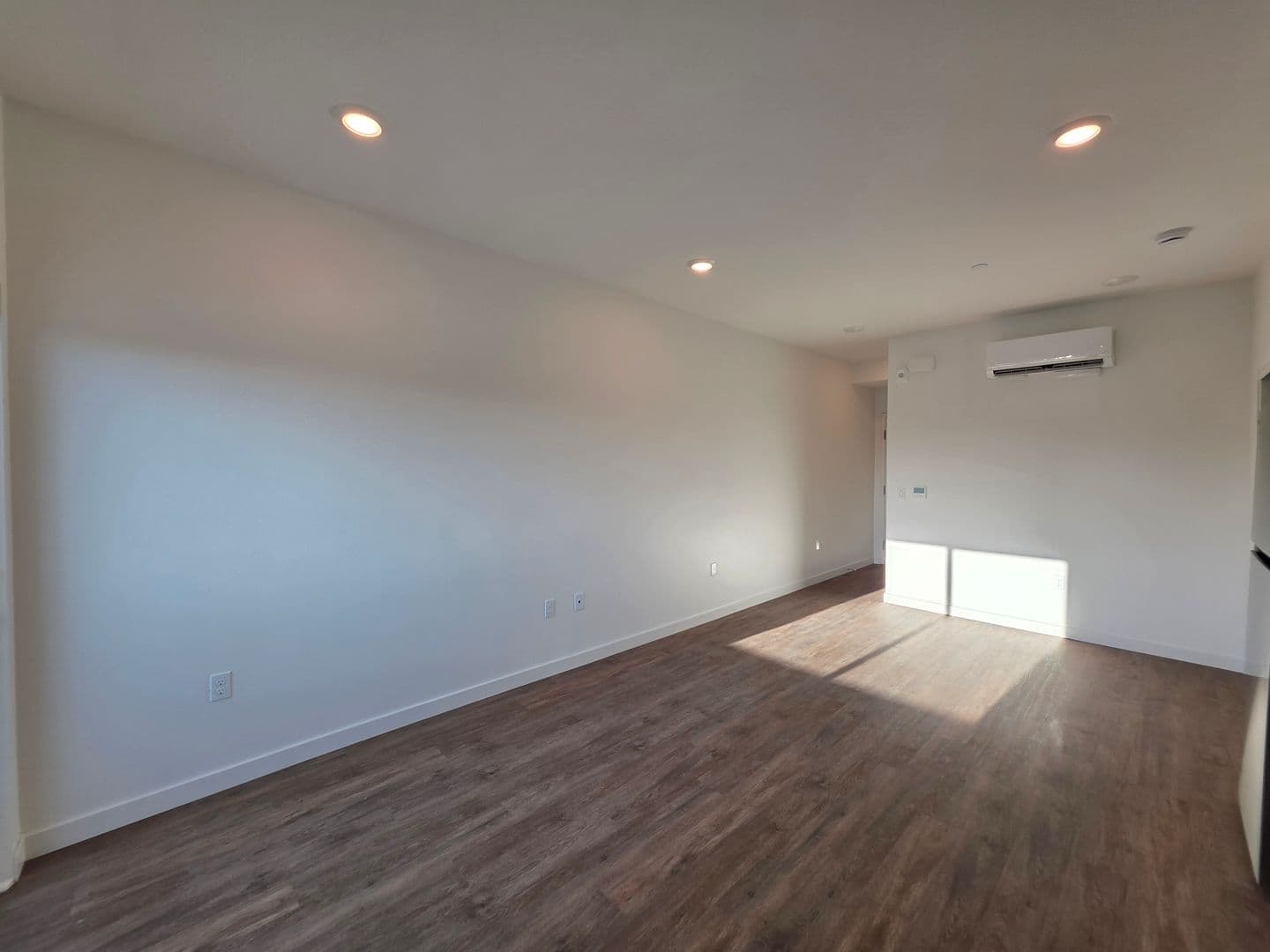 San Diego Apartment: 2435 Imperial Ave