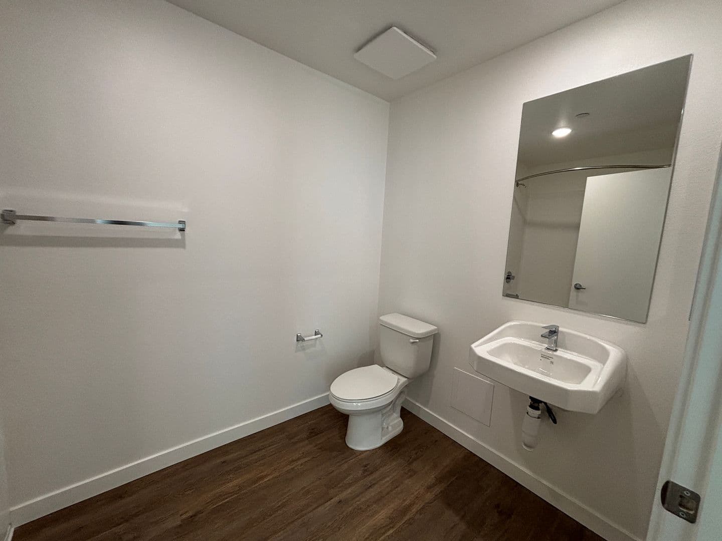 National City Apartment: 2114 E 7th Street