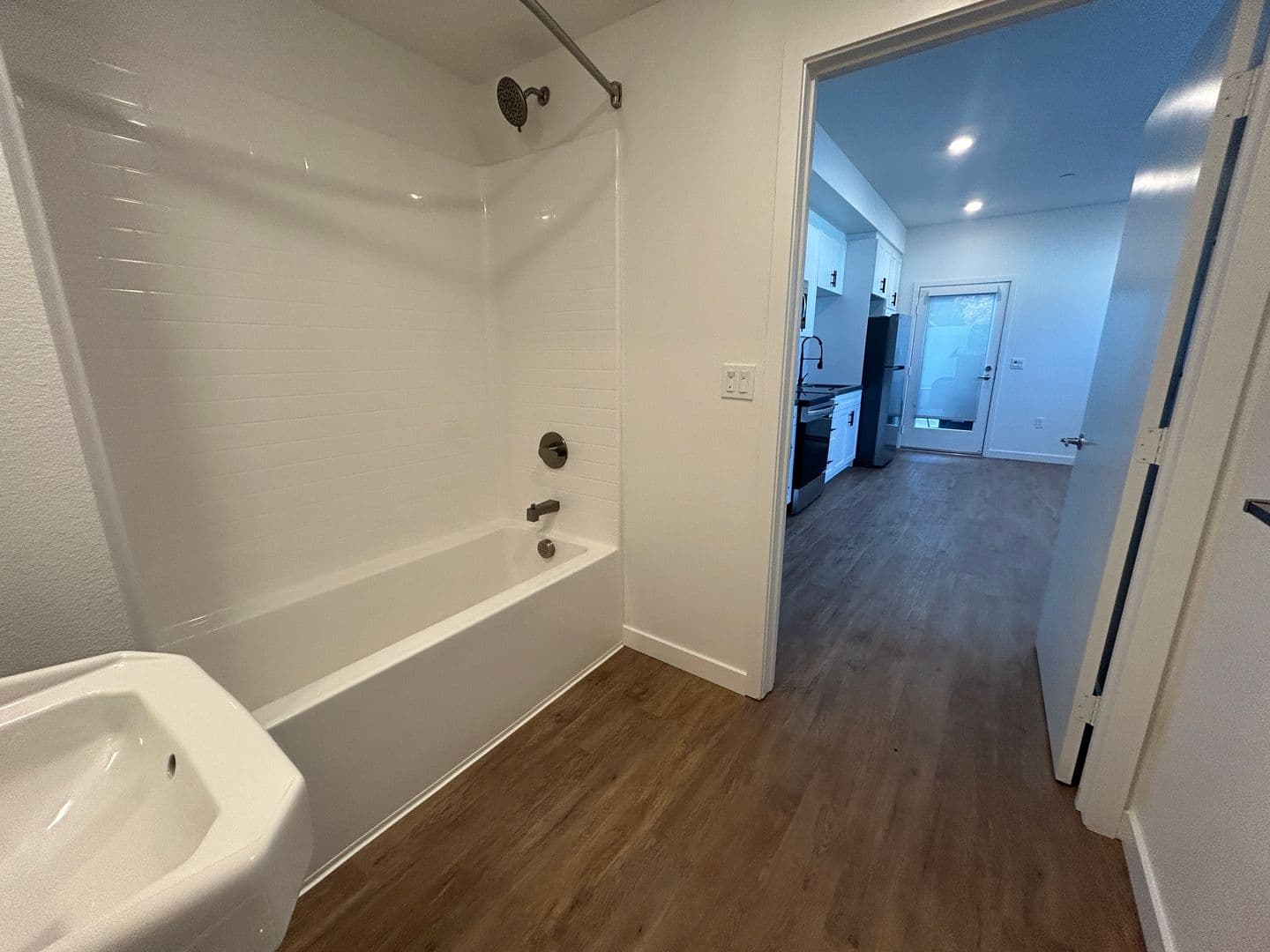 San Diego Apartment: 2435 Imperial Ave