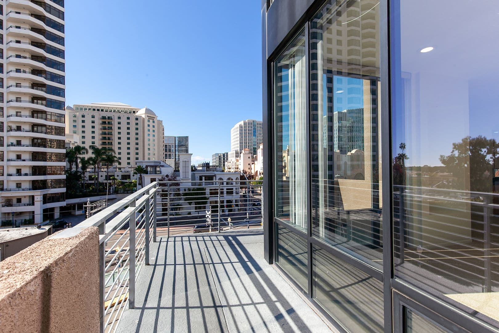 San  Diego Condo: 611 G Street Unit #321