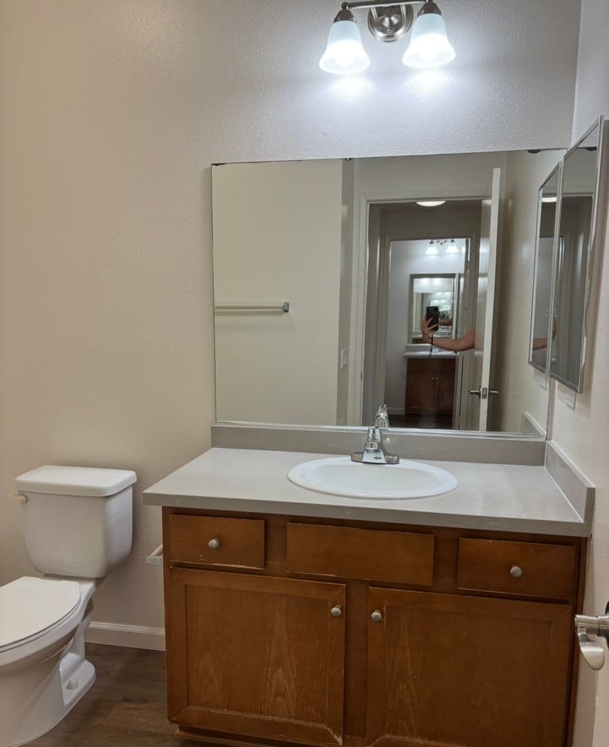 National City Apartment: 840 Palm Ave