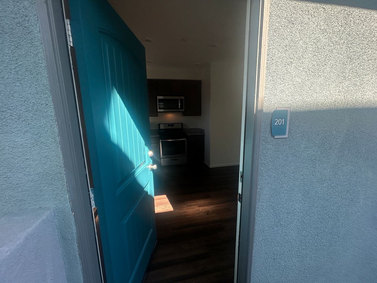 National City Apartment: 142 E 31st Street