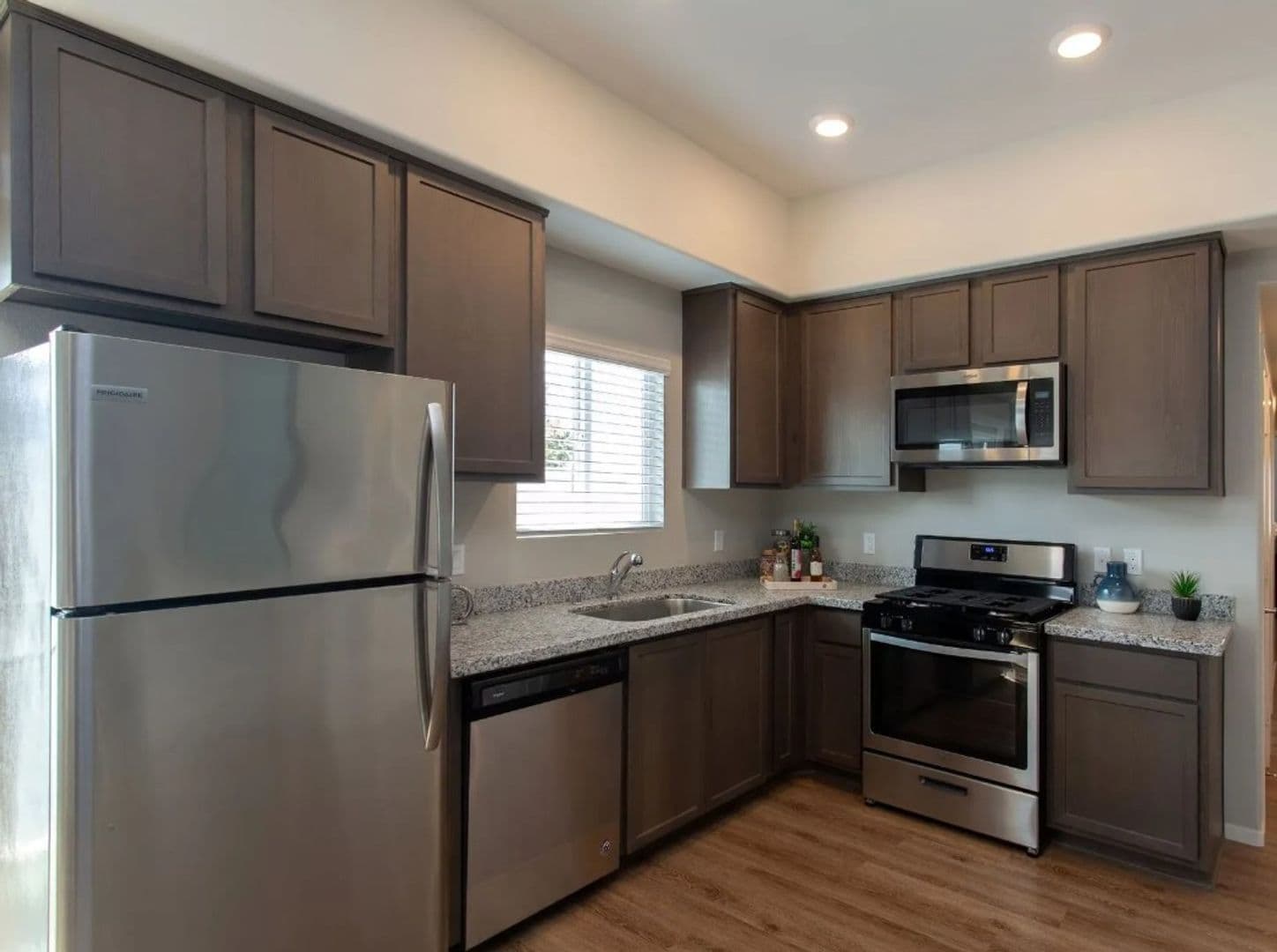 National City Apartment: 142 E 31st Street
