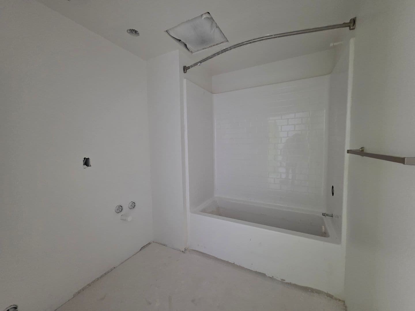 San Diego Apartment: 2435 Imperial Ave
