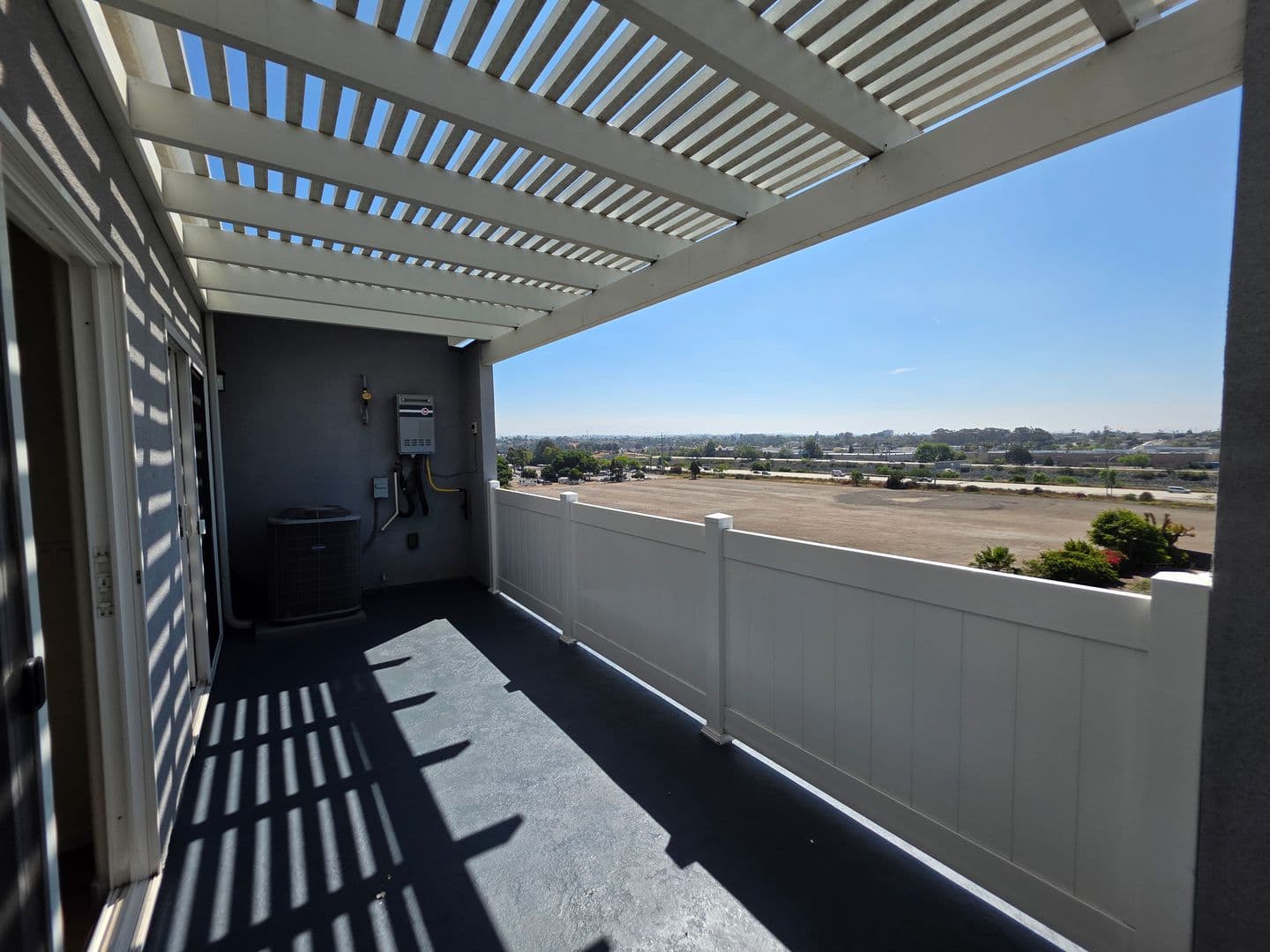 National City Apartment: 142 E 31st Street