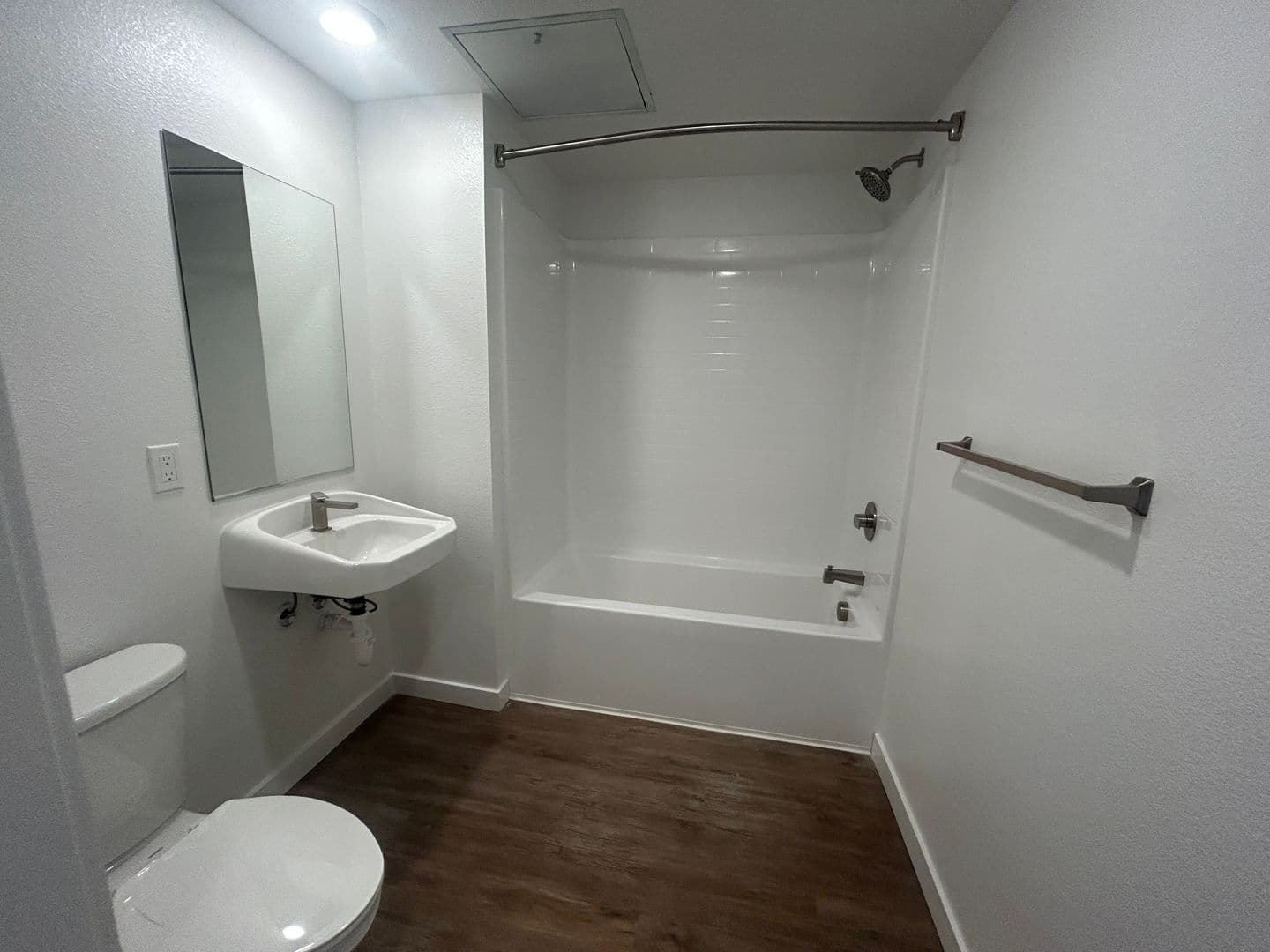 San Diego Apartment: 2435 Imperial Ave
