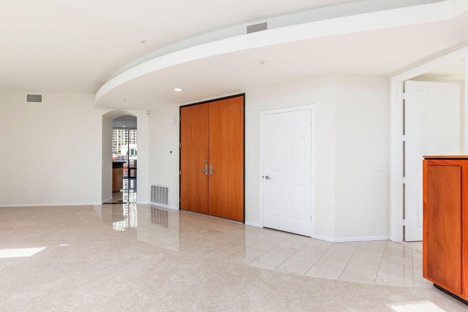 San  Diego Condo: 611 G Street Unit #321