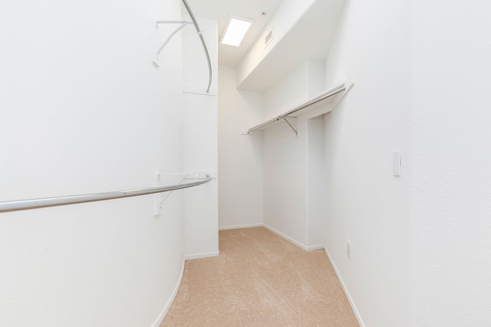 San  Diego Condo: 611 G Street Unit #321