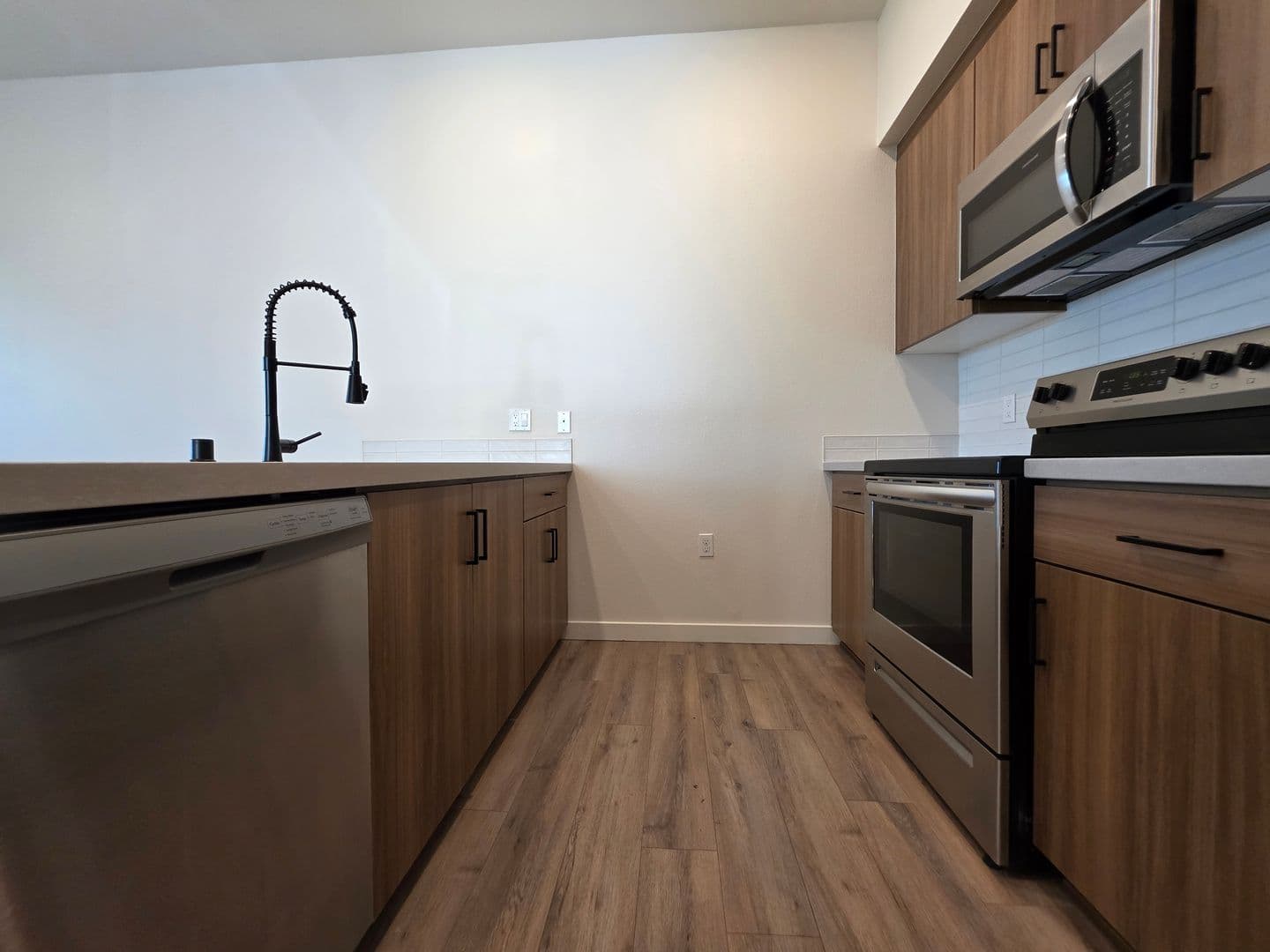 National City Apartment: 611 Highland Avenue