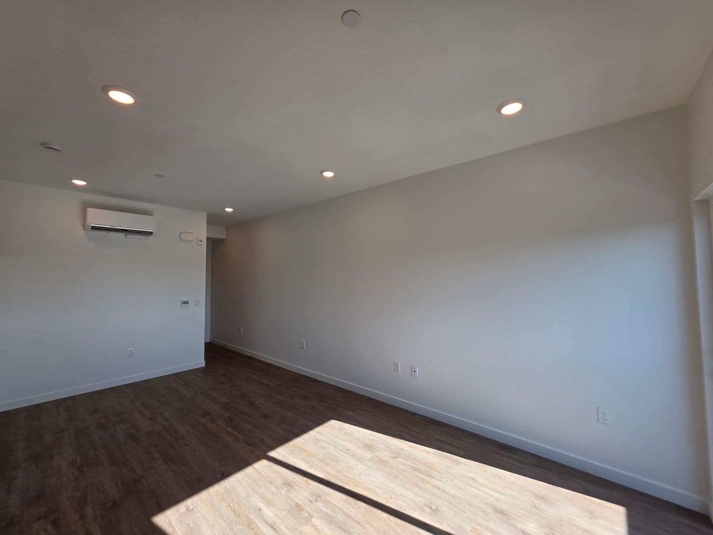 San Diego Apartment: 2435 Imperial Ave