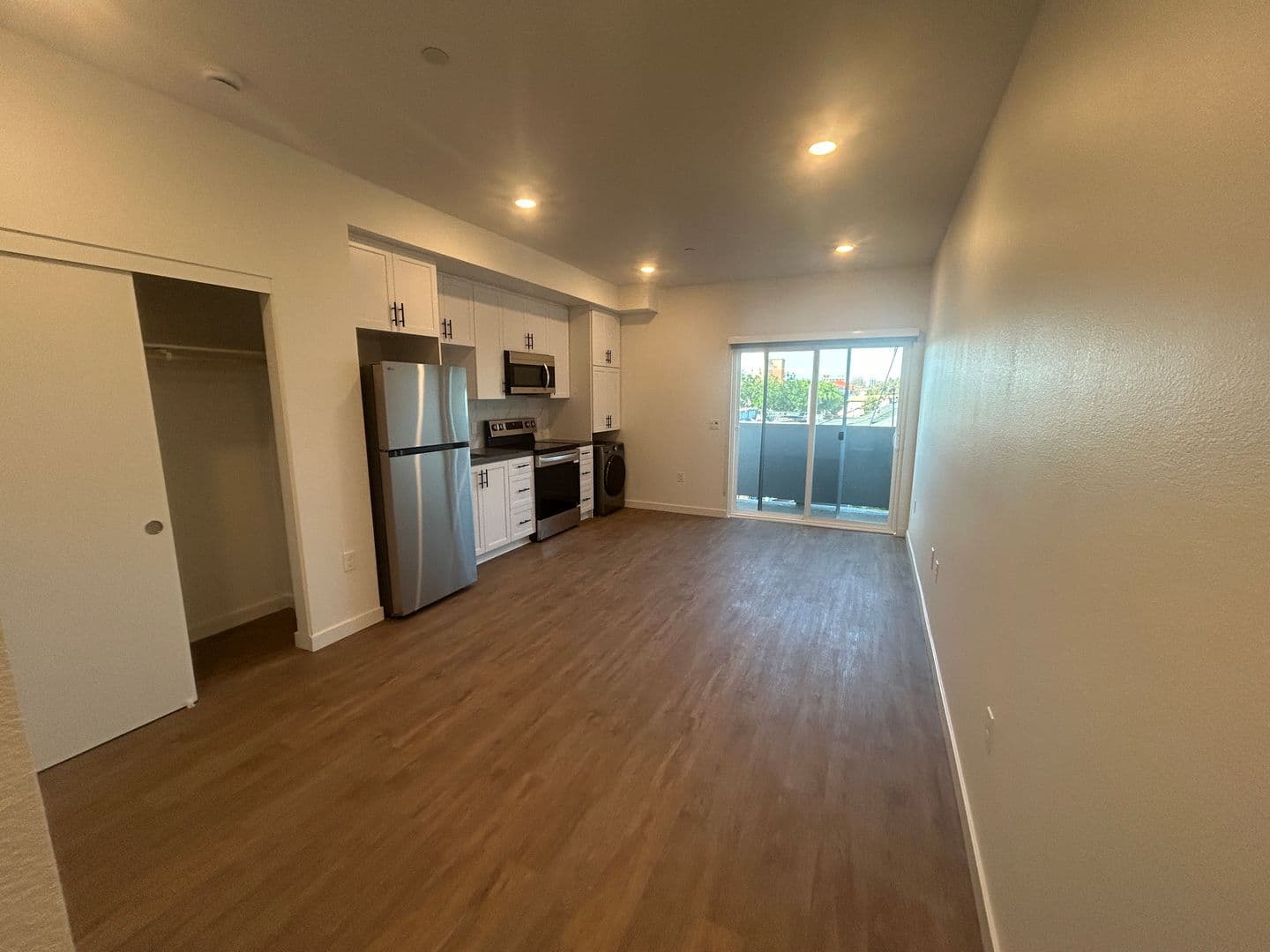 San Diego Apartment: 2435 Imperial Ave