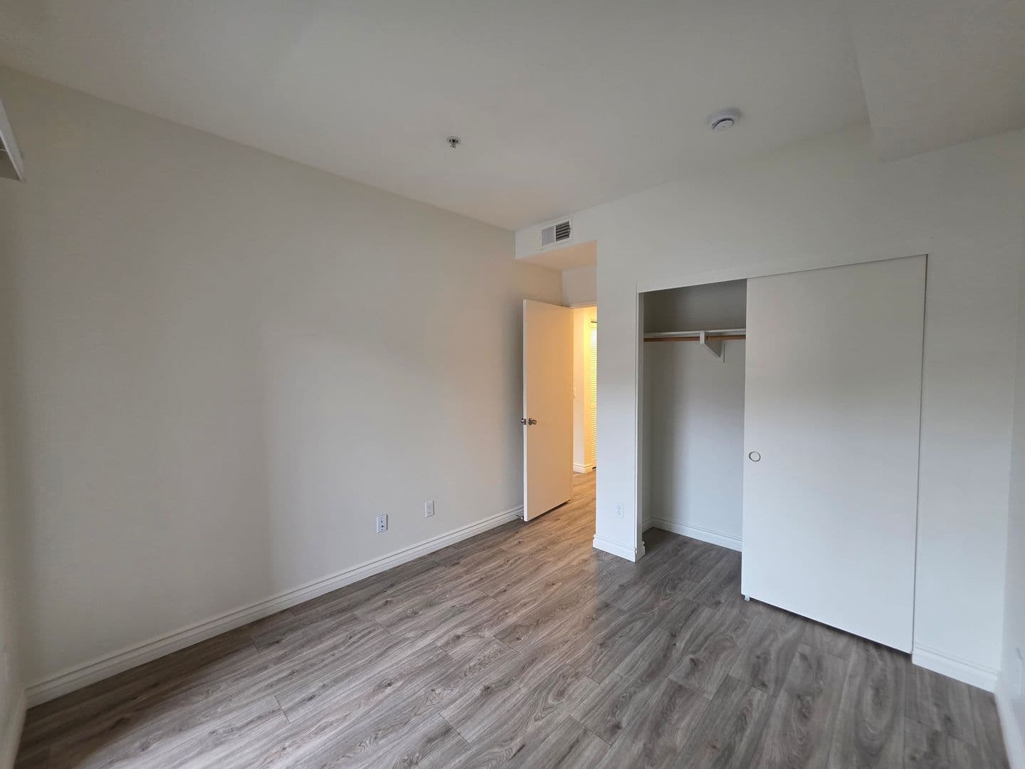 National City Apartment: 840 Palm Ave